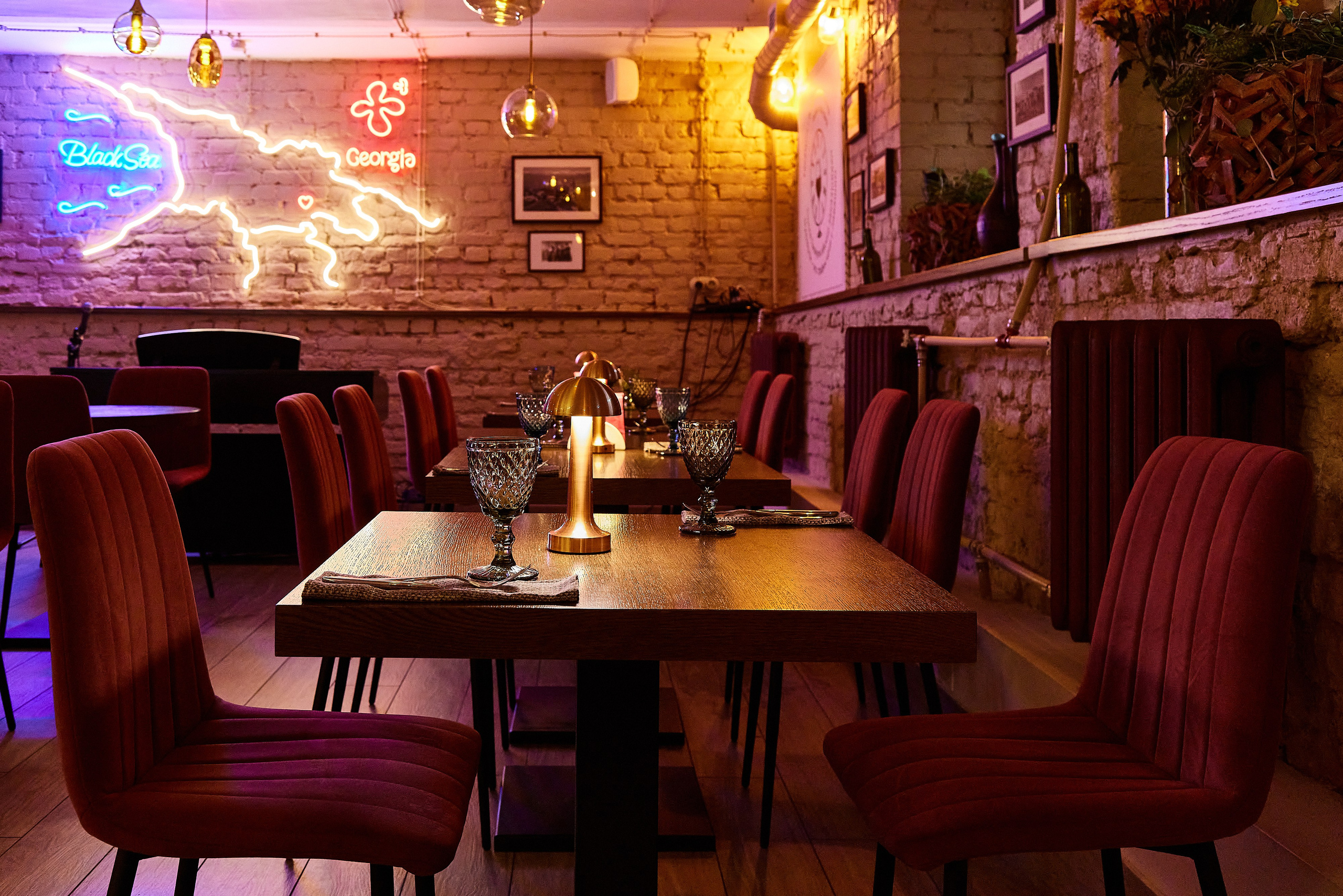 Ресторан ПерезаГрузия на улице Маяковского. Фотограф Анастасия Леонтьева Санкт-Петербург