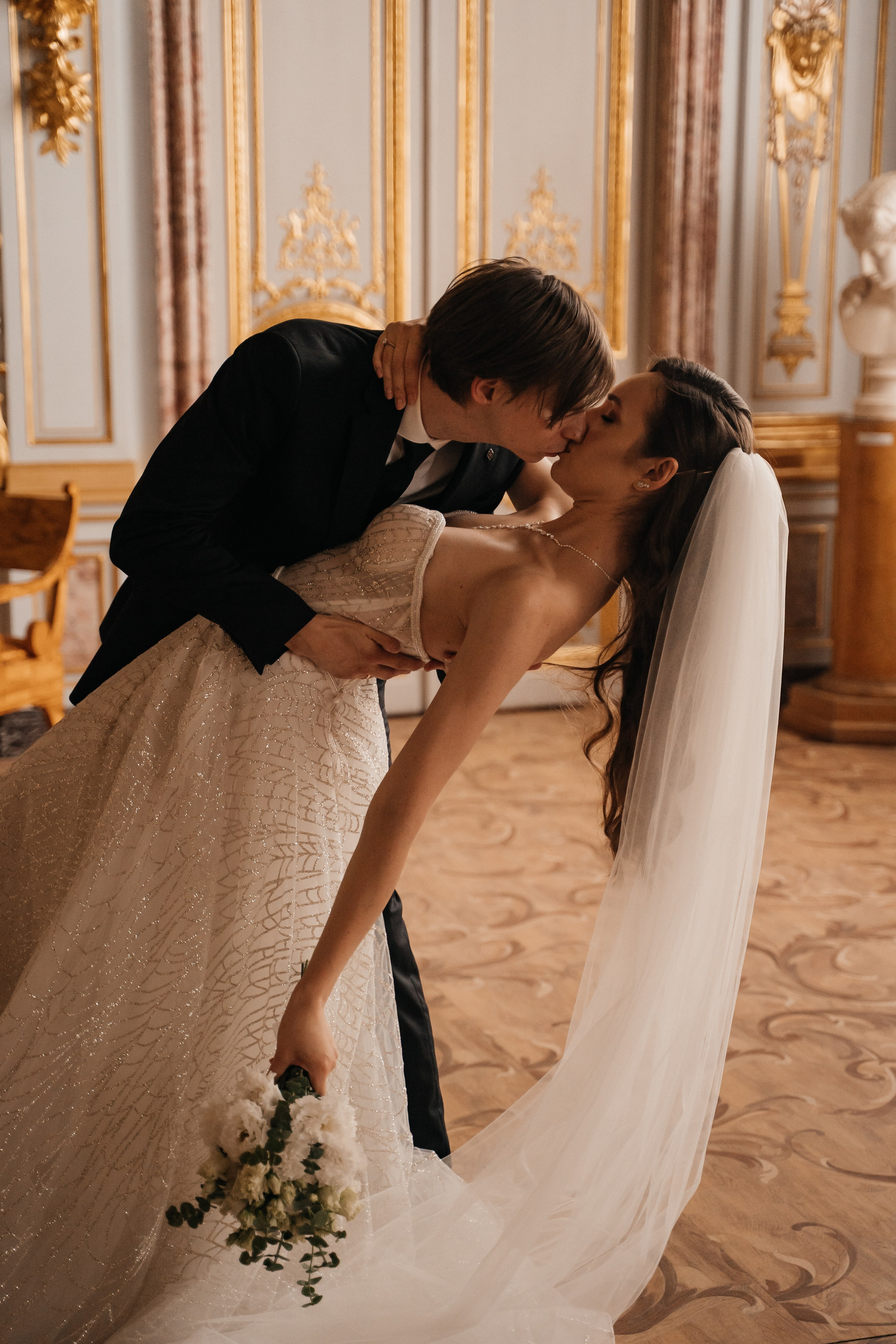 Wedding «A long walk». Свадебные фотограф и видеограф Наталья и Анатолий Новиковы СПб