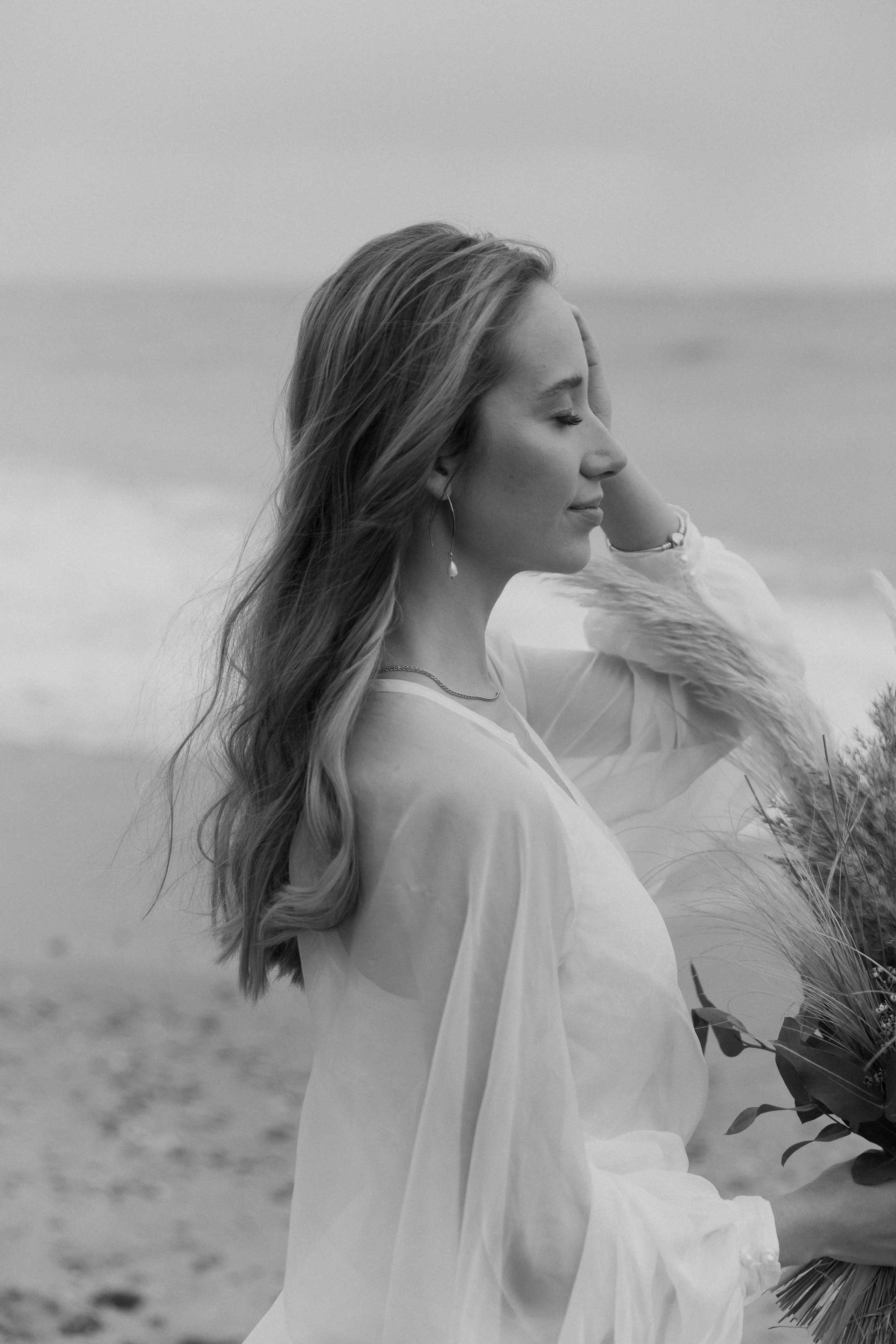 На берегу моря…. СВАДЕБНЫЙ ФОТОГРАФ В КРЫМУ И СЕВАСТОПОЛЕ