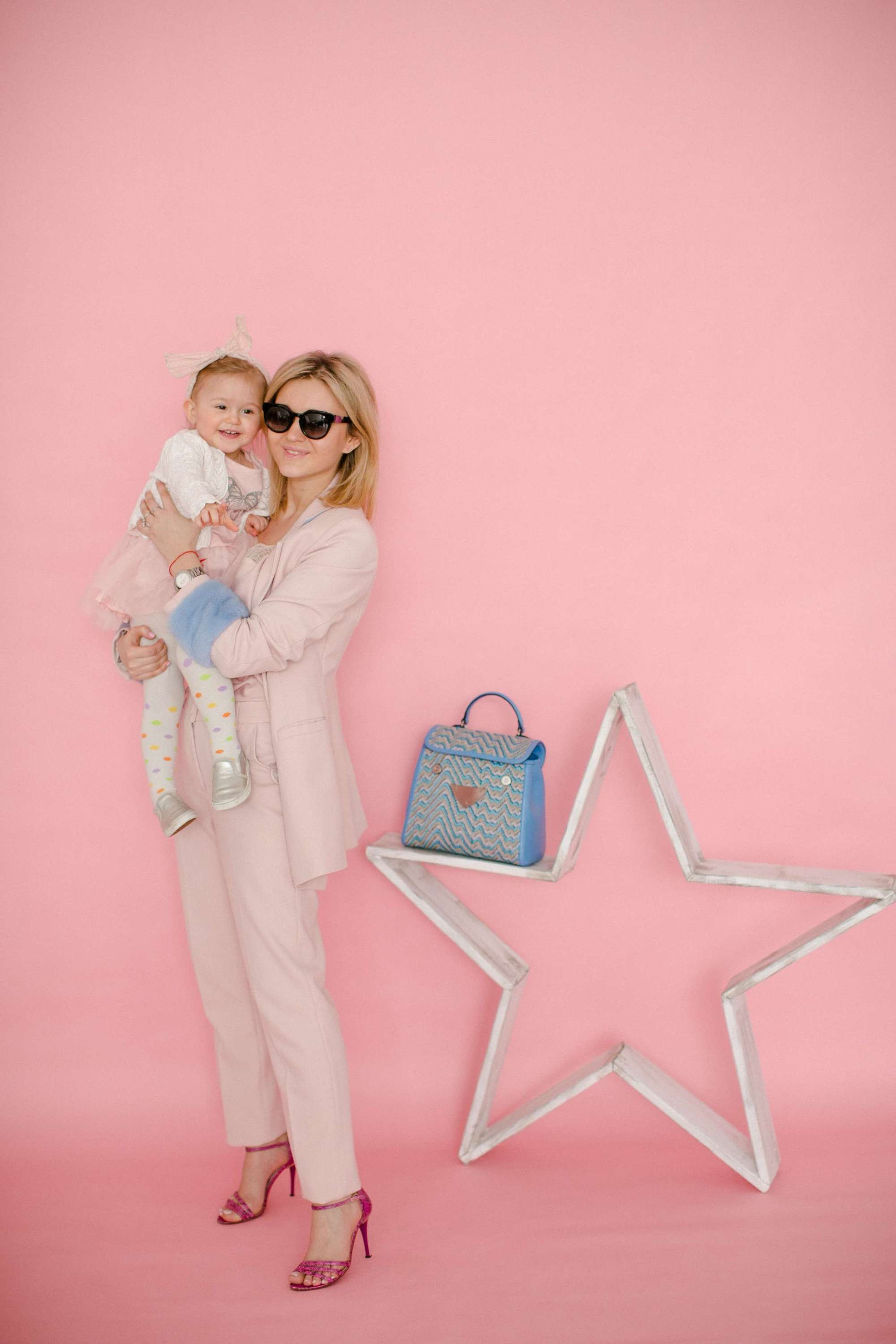 Алена и Мира студия. Семейный и детский фотограф в Москве Кузьмина Мария