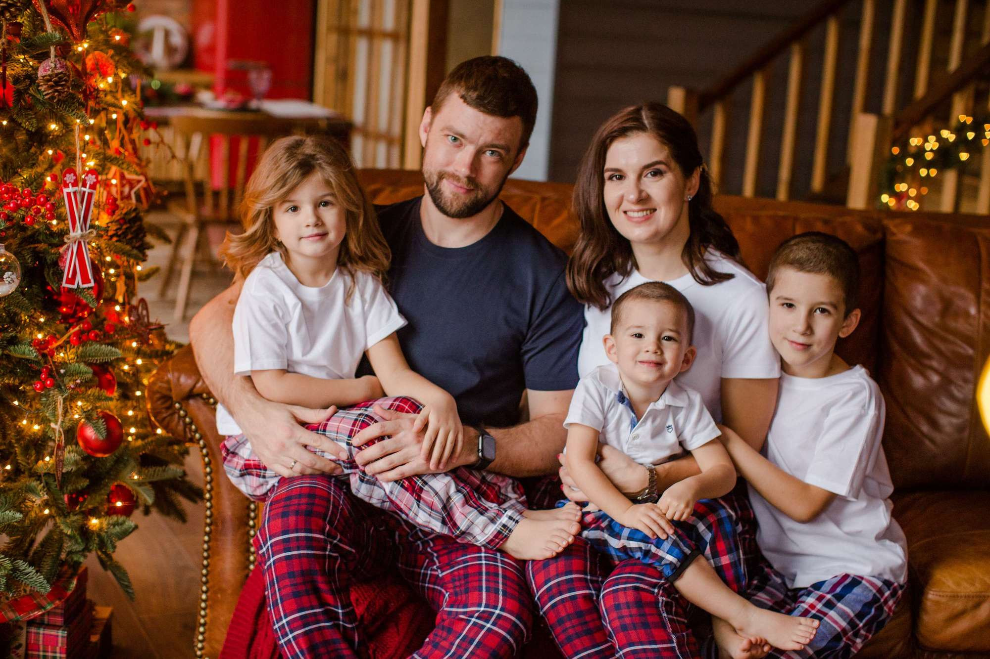 Артем, Вика с детьми. Семейный и детский фотограф в Москве Кузьмина Мария