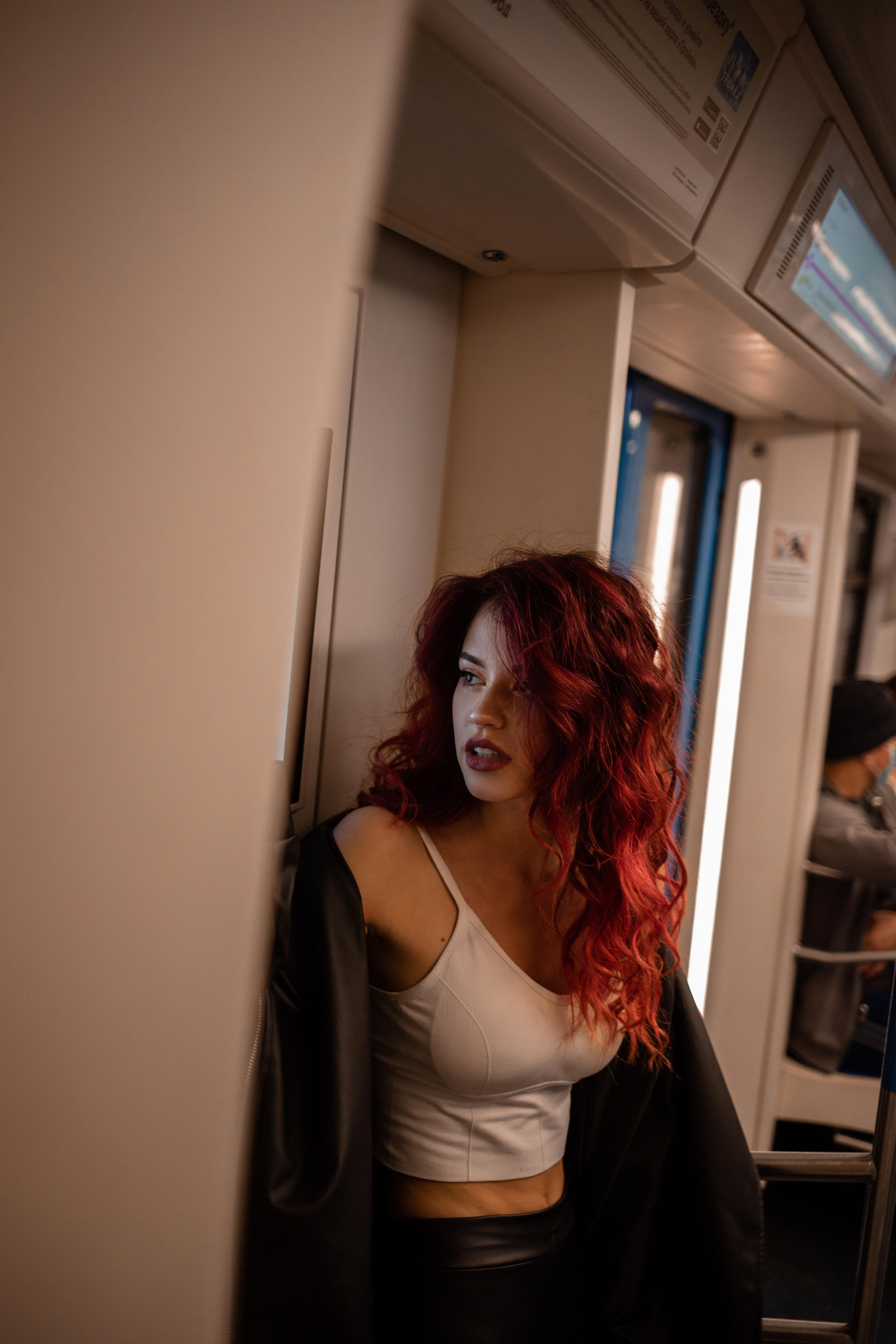 Оля прогулка в метро. Семейный и детский фотограф в Москве Кузьмина Мария