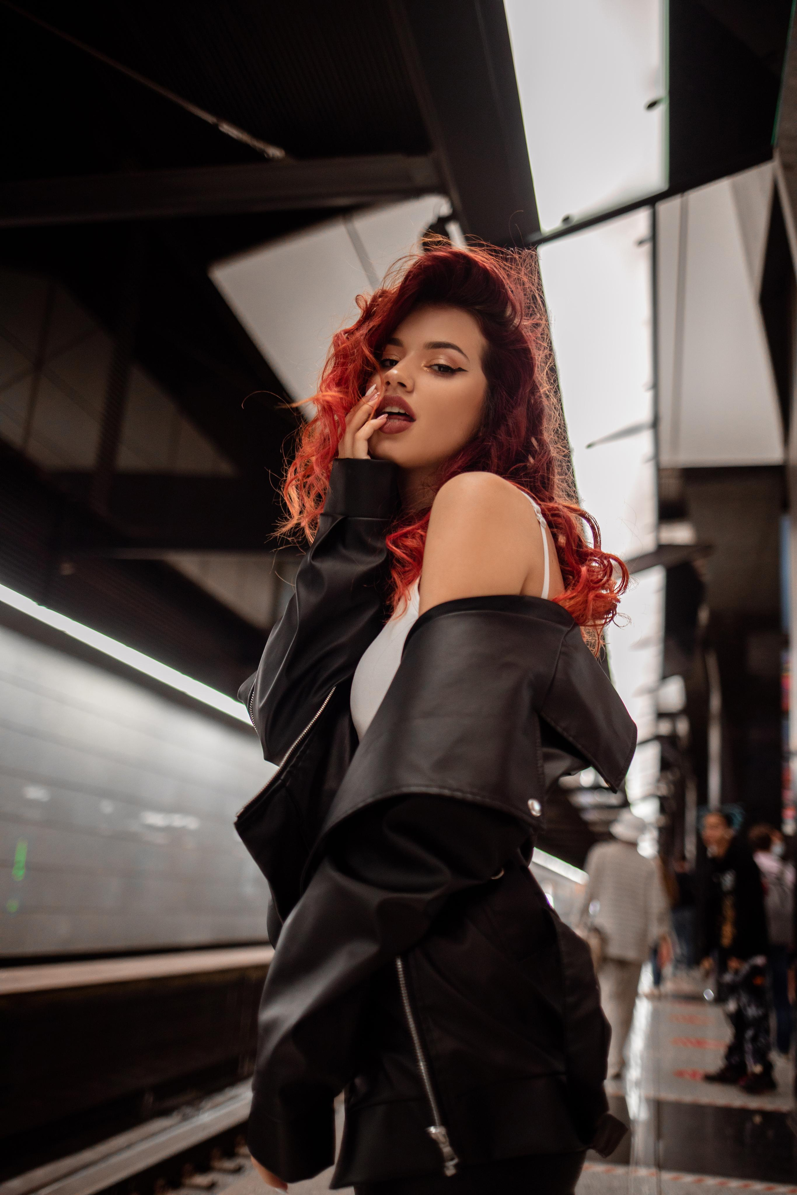 Оля прогулка в метро. Семейный и детский фотограф в Москве Кузьмина Мария