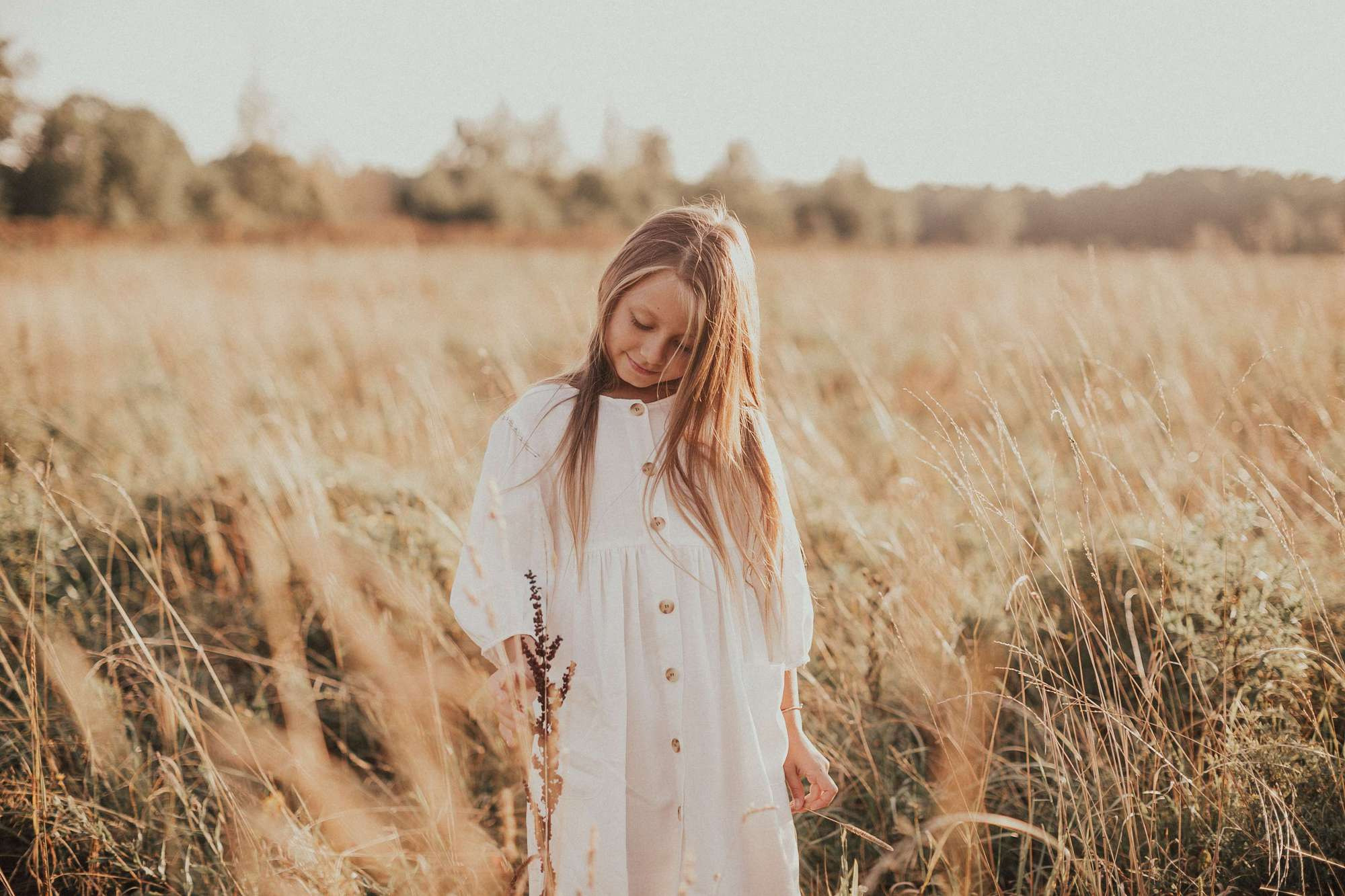 Катя Аня в поле. Семейный и детский фотограф в Москве Кузьмина Мария