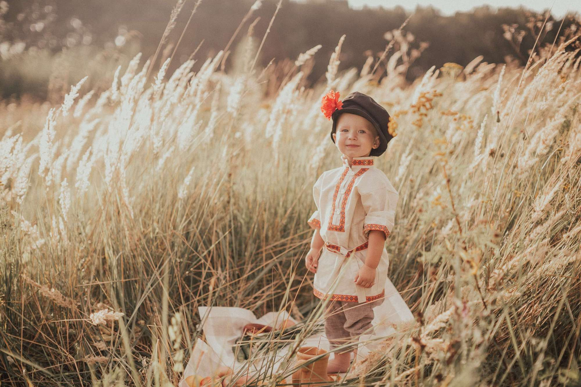 Миша в поле. Семейный и детский фотограф в Москве Кузьмина Мария