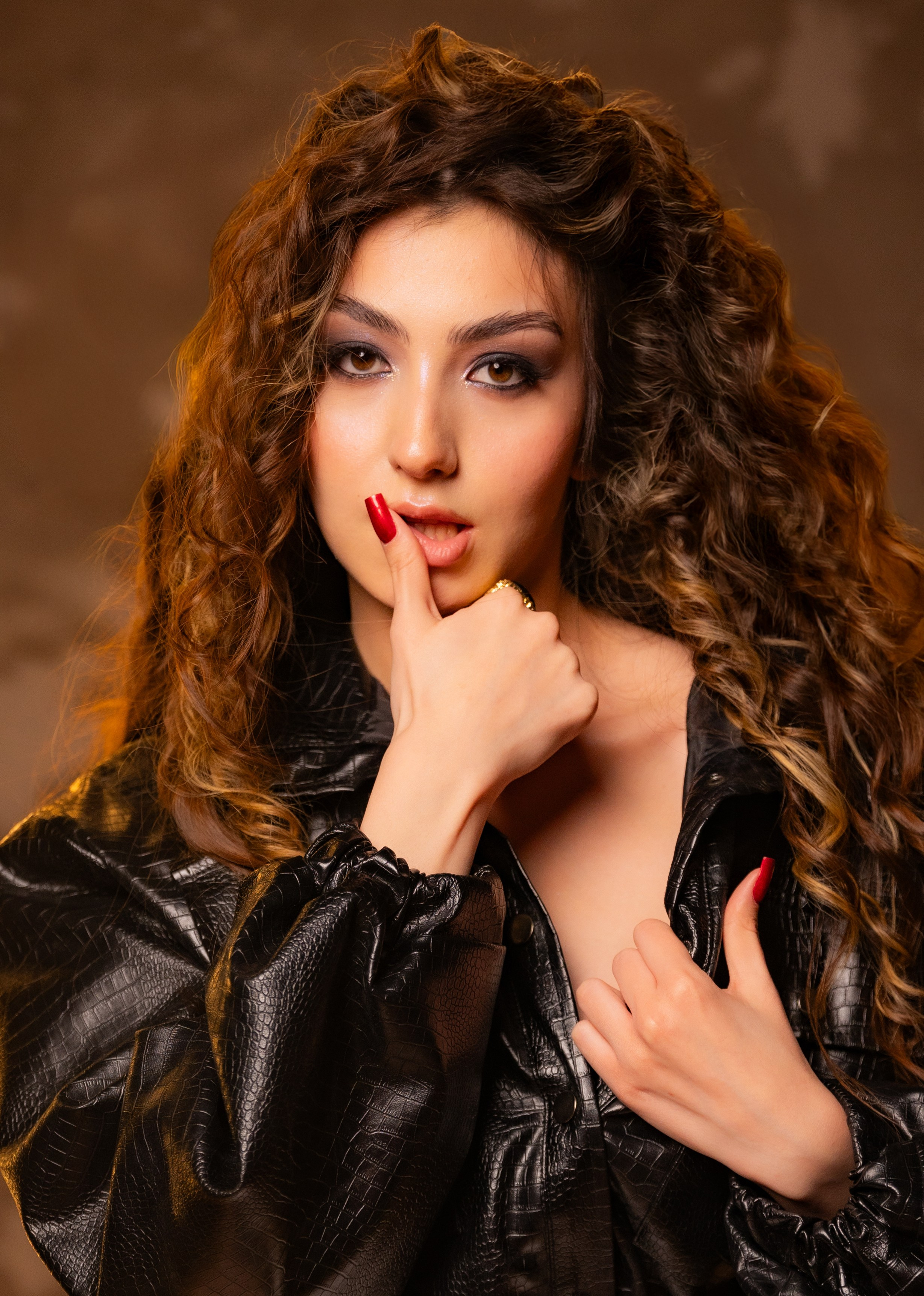 СДЕРЖАННАЯ ДЕРЗОСТЬ. Фото, видео, авторские выпускные альбомы в Нижнем Новгороде