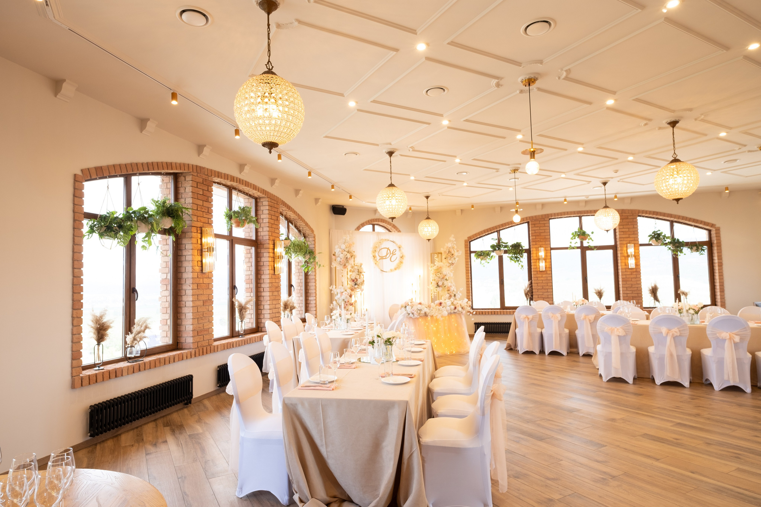 Самые красивые локации города Севастополь. Где пофотографироваться в Севастополе? Локации для фото. 1 место. Первое место. Место. Бывшее мес. Профессиональная фотосъемка в Крыму. Натуральные эмоции и живые кадры. Забронируйте дату прямо сейчас!