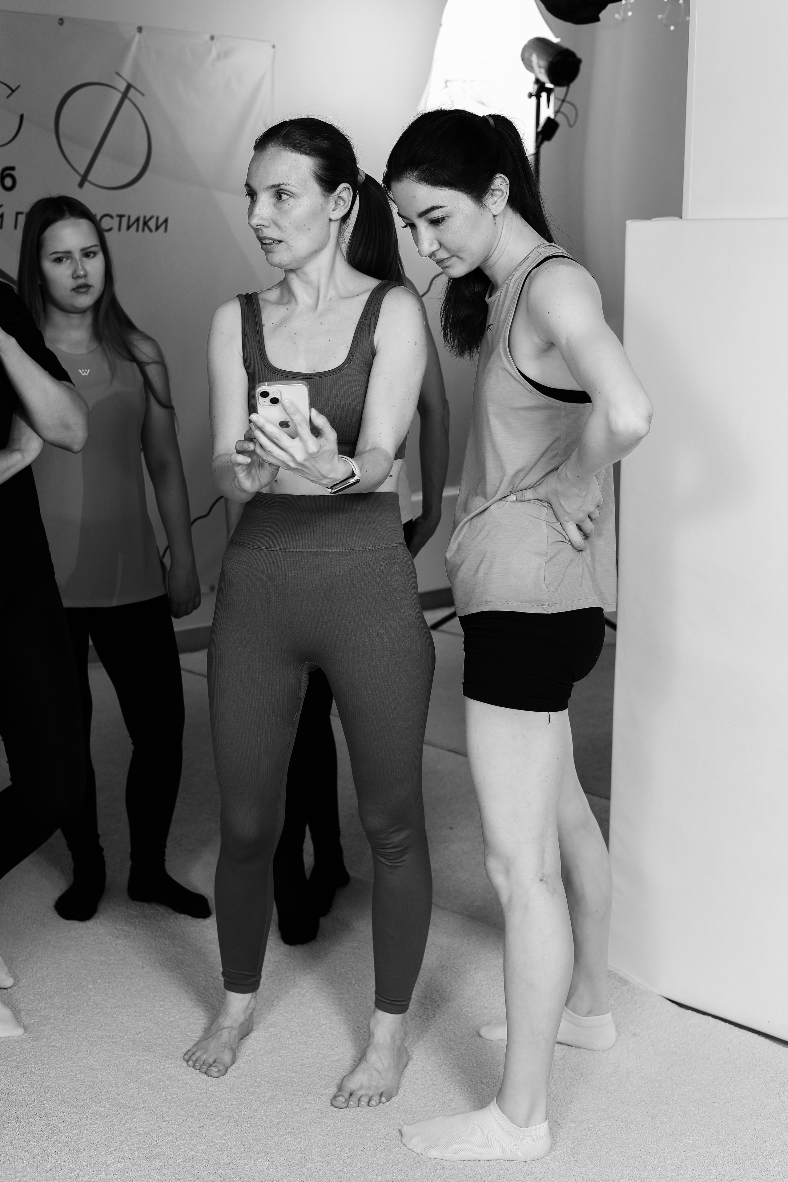 Арт-терапия + аэройога. Фотограф Надршина Лилия