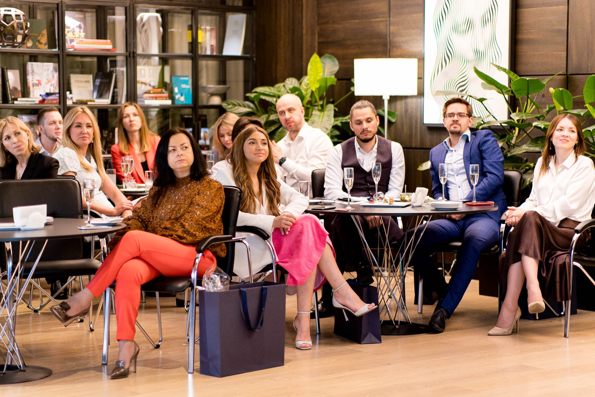 Открытие Private banking. Мероприятие для vip клиентов. Репортажный фотограф Денис Тихомиров. Москва