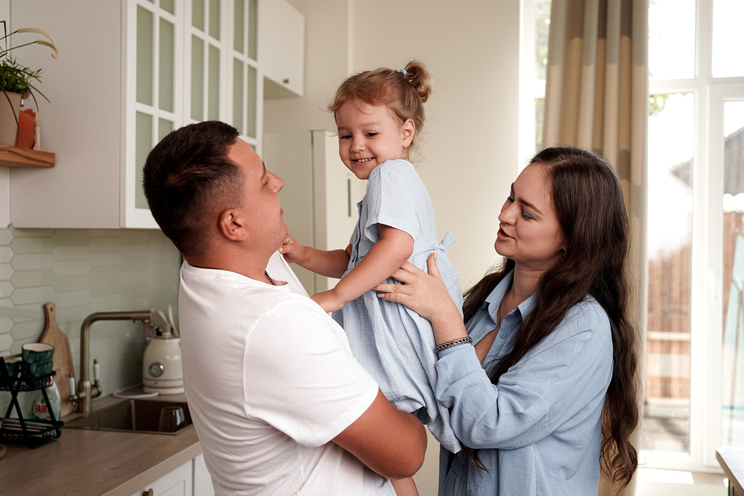 Семейная фотосессия в студии Терра в Новочеркасске. Фотограф Ростов-на-Дону. Свадебный фотограф в Ростове-на-Дону. Таинство Крещения и Венчания, семейные фотосессии. Алёна Чёботова