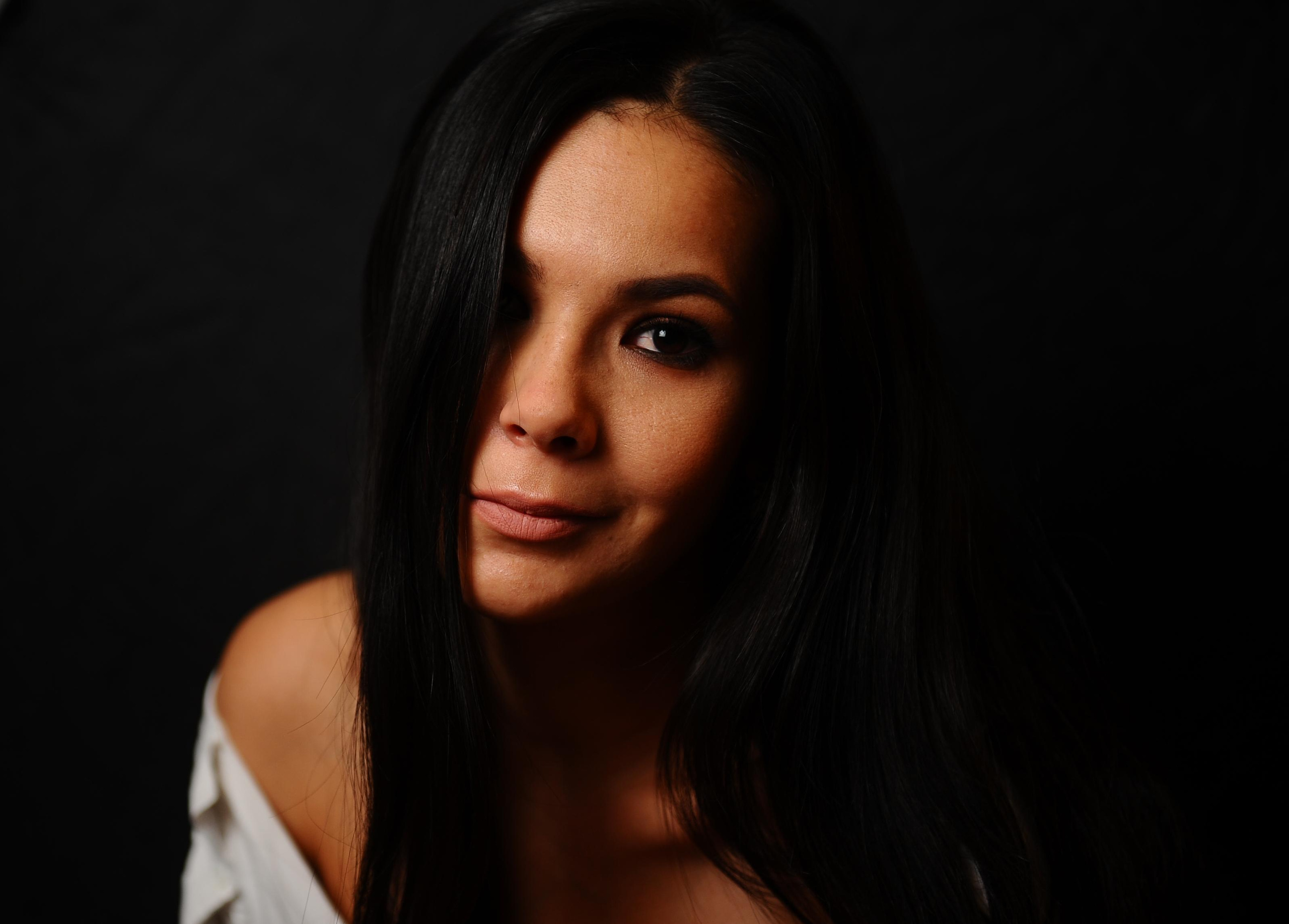 Портрет (Portrait). Главная (Home)