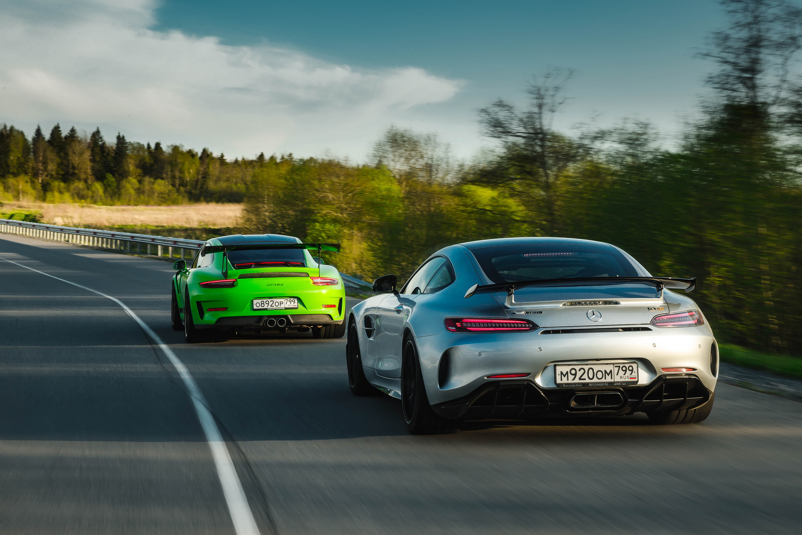 Porsche GT3RS & MB AMG GTR. Фотограф Дмитрий Питерский