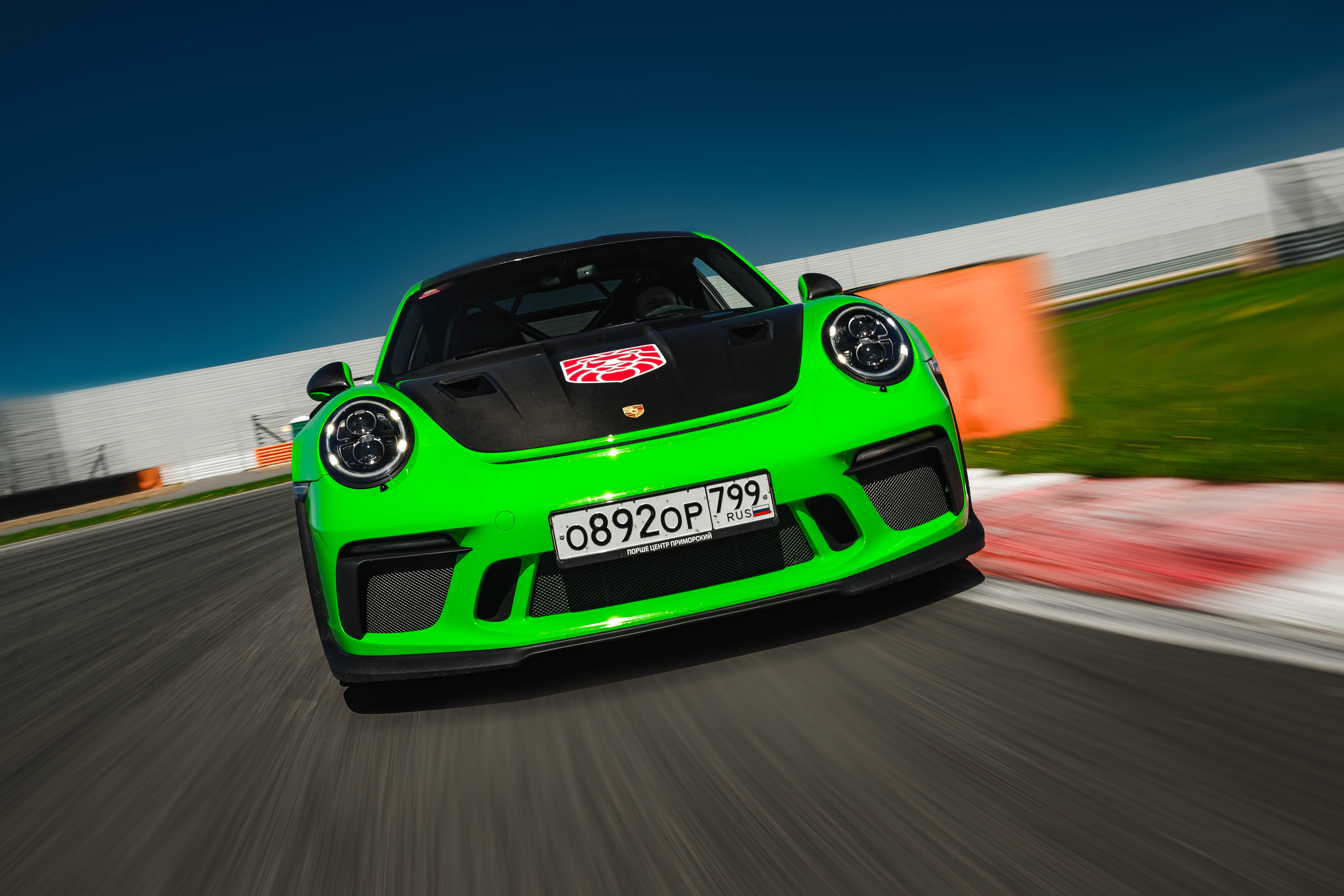 Porsche GT3RS & MB AMG GTR. Фотограф Дмитрий Питерский