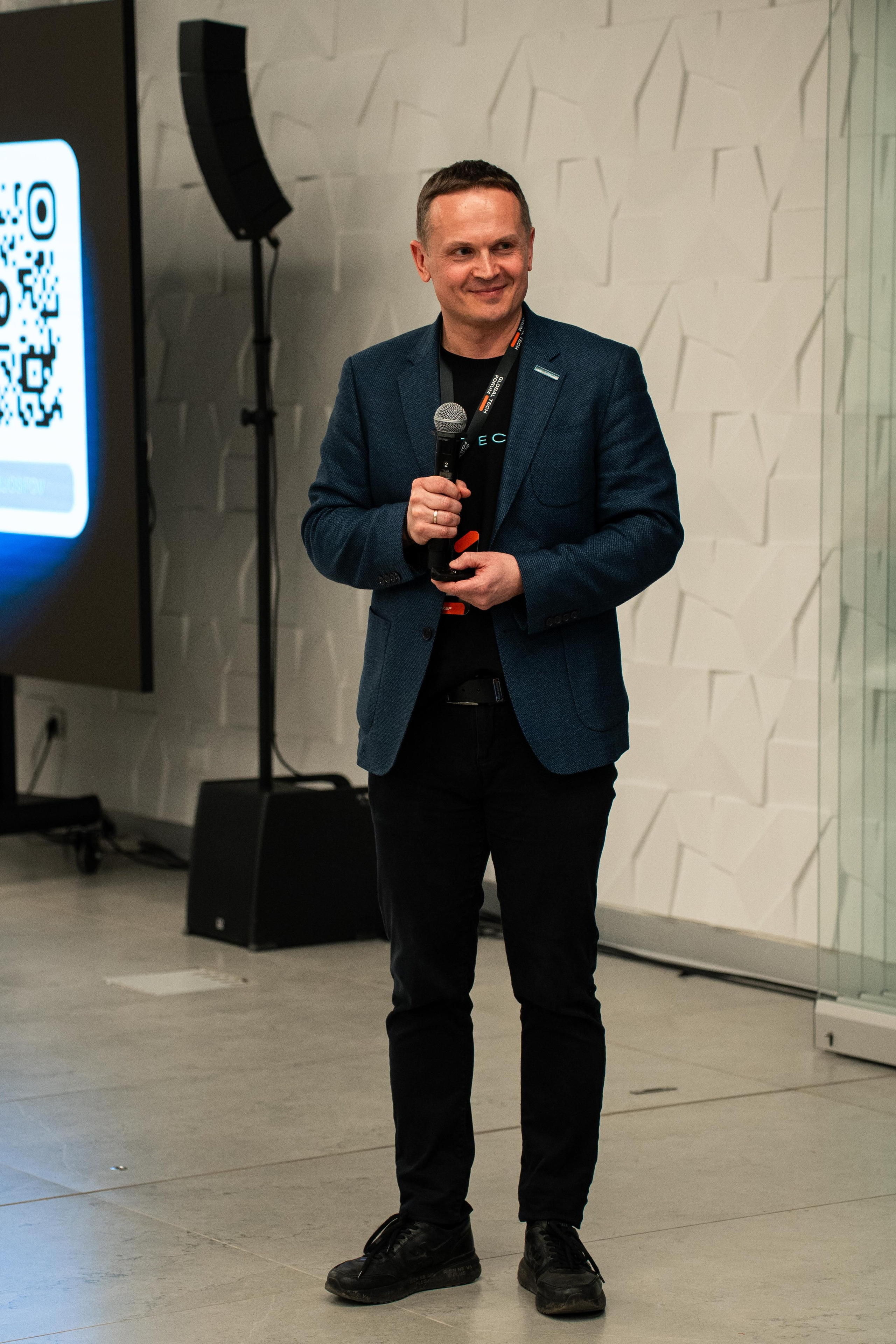 Global Tech Forum 27.03.2026. Коммерческий и художественный фотограф и видеограф в Москве Арсений Тургенев