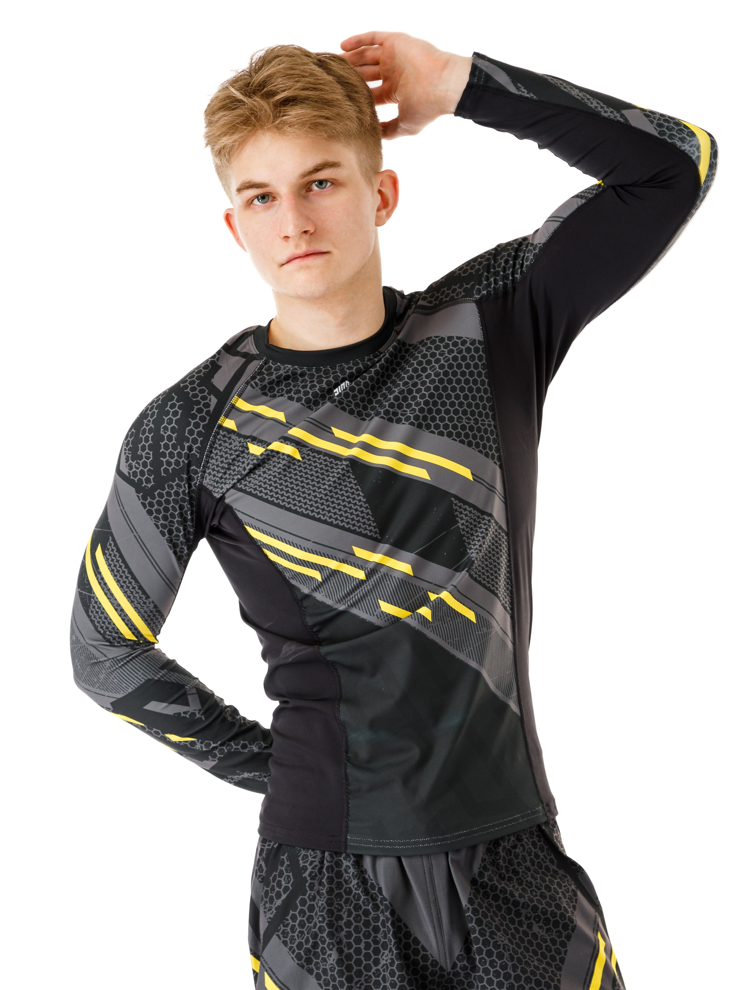 Предметная съемка и видеопродакшн одежды, сумок для маркетплейсов, сайтов, каталогов. Студия коммерческой съемки ХВОЯ