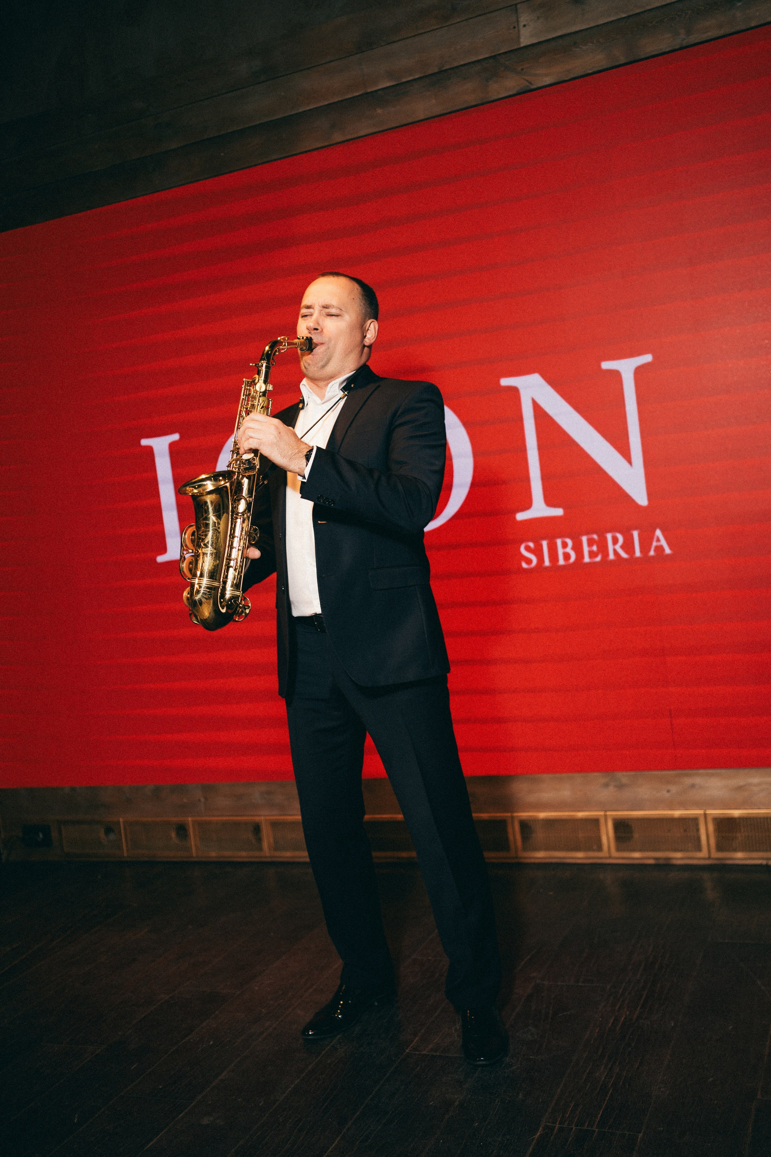 Презентация новогоднего номера журнала ICON SIBERIA MAG. Фотограф на любое событие в Кемерово