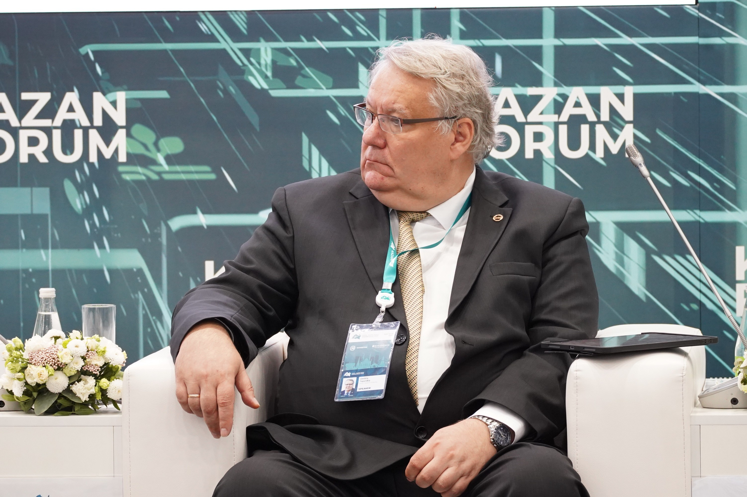 КОНФИРЕНЦИИ. Фотограф Рамиль Фасхутдинов