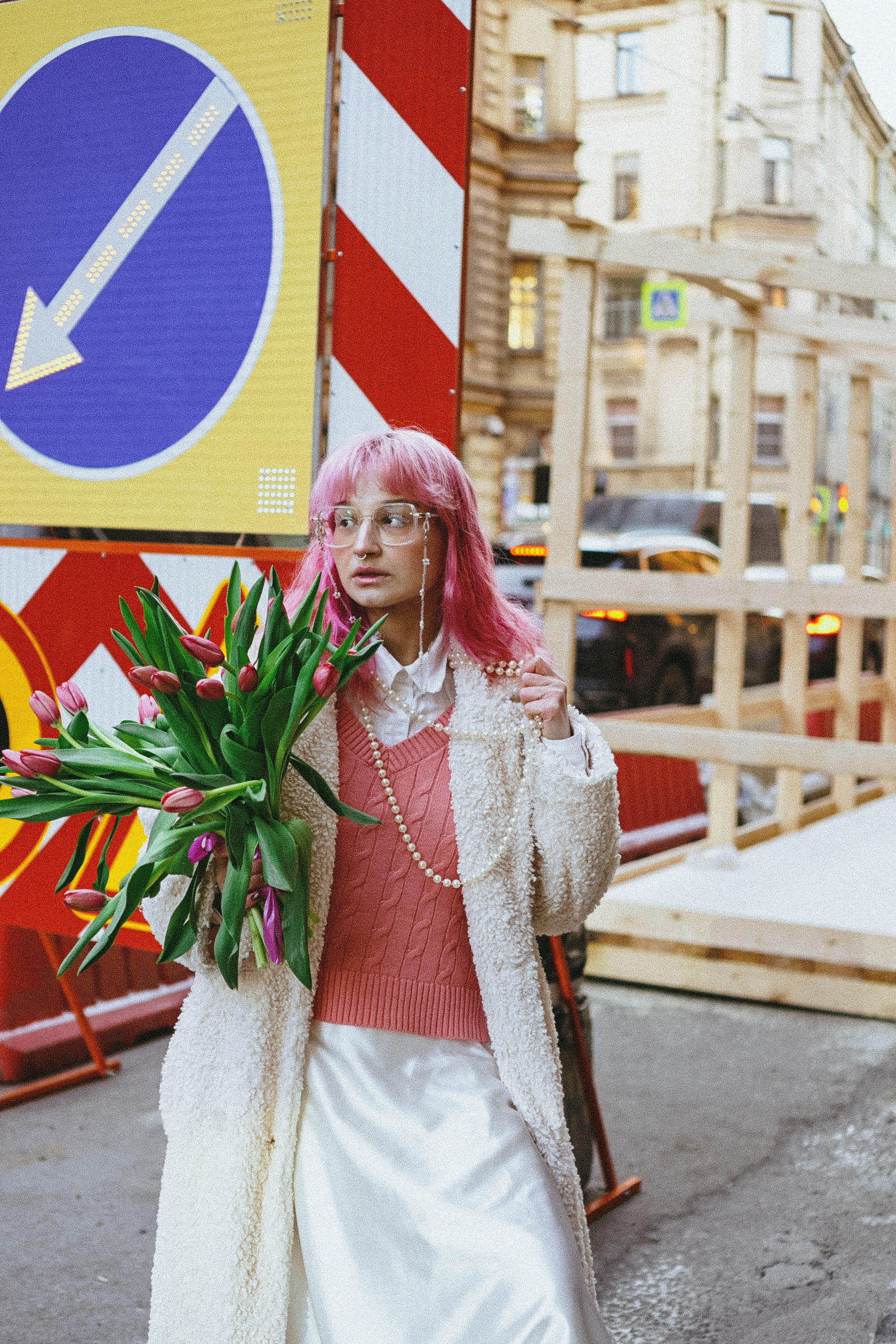 Прогулочная фотосессия с тюльпанами. Профессиональный фотограф, Санкт-Петербург — Виктория Богомолова