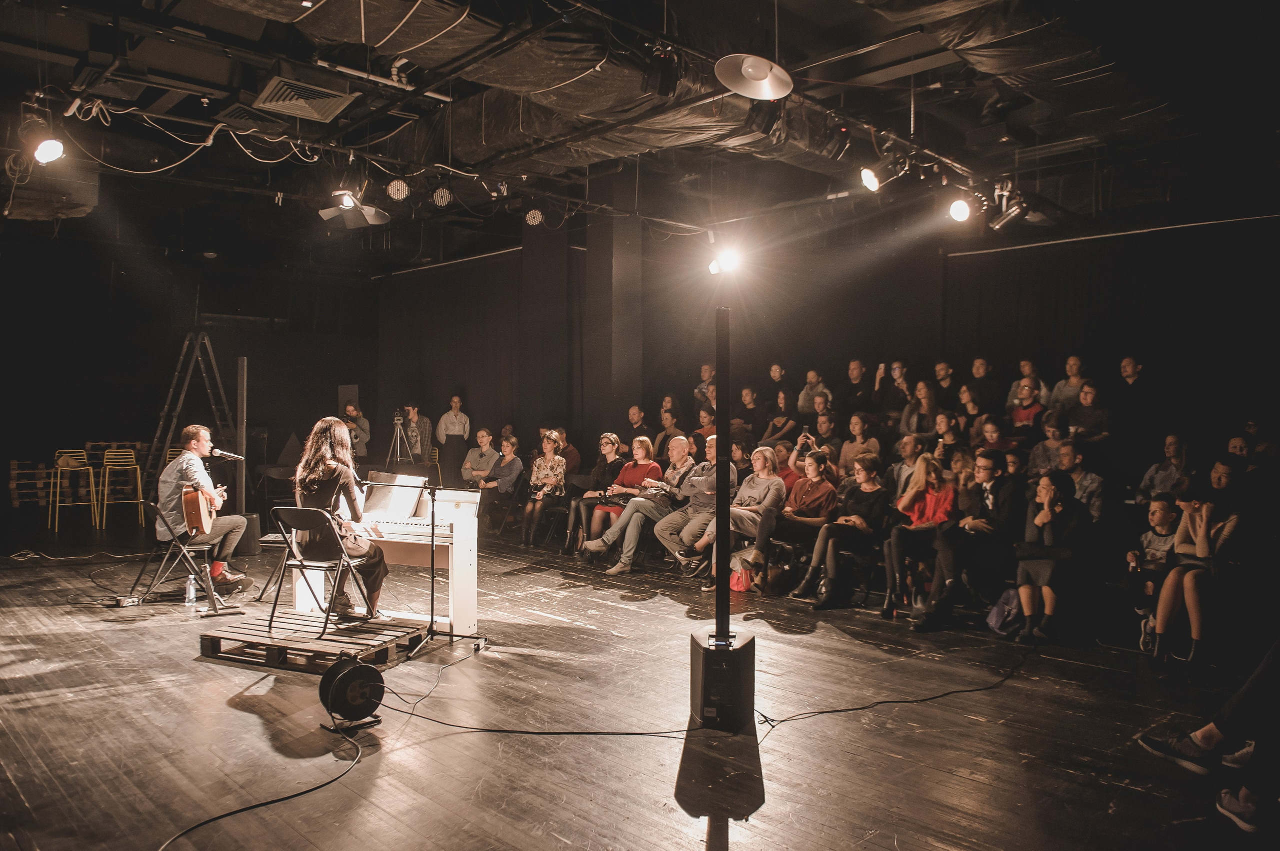 Концерты. Фестивали. Елена Северина фотограф, Алматы: репортаж (спорт, концерты, конференции), предметная и фуд-съёмка, портреты, каталоги, фэшн, ретушь