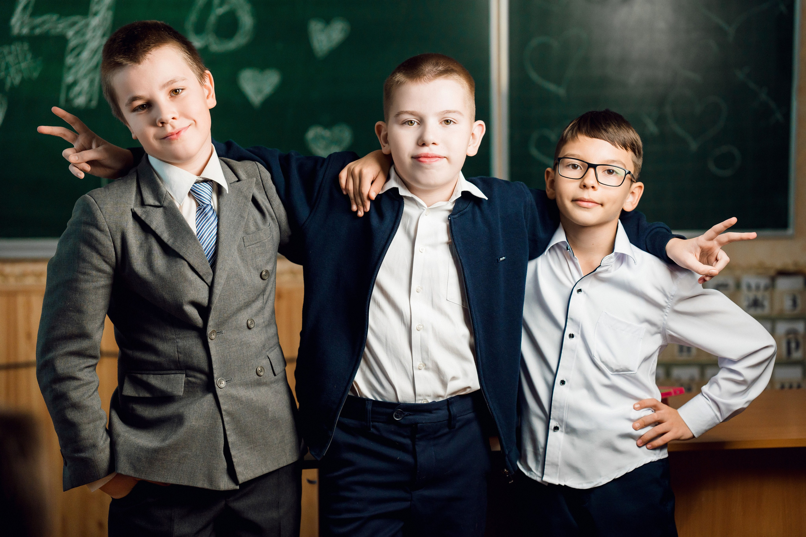 Выпускной альбом 4 класс. Выпускные альбомы Шатура Рошаль МО