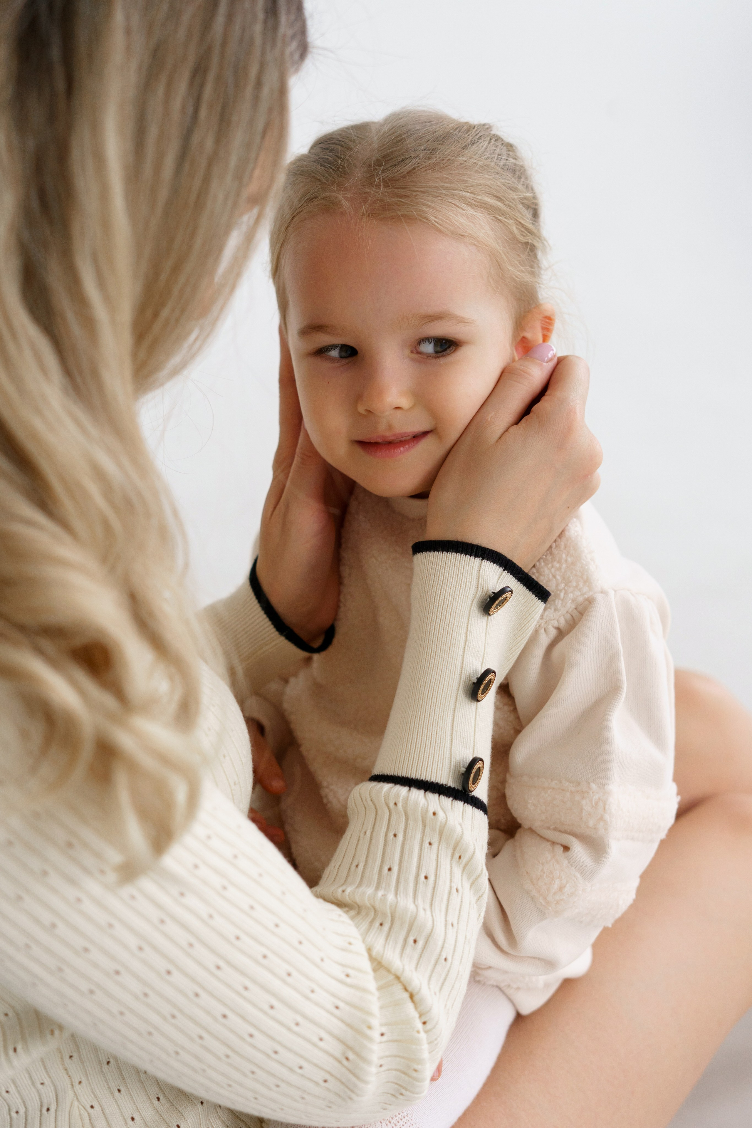 Вика и Алиса. Главная