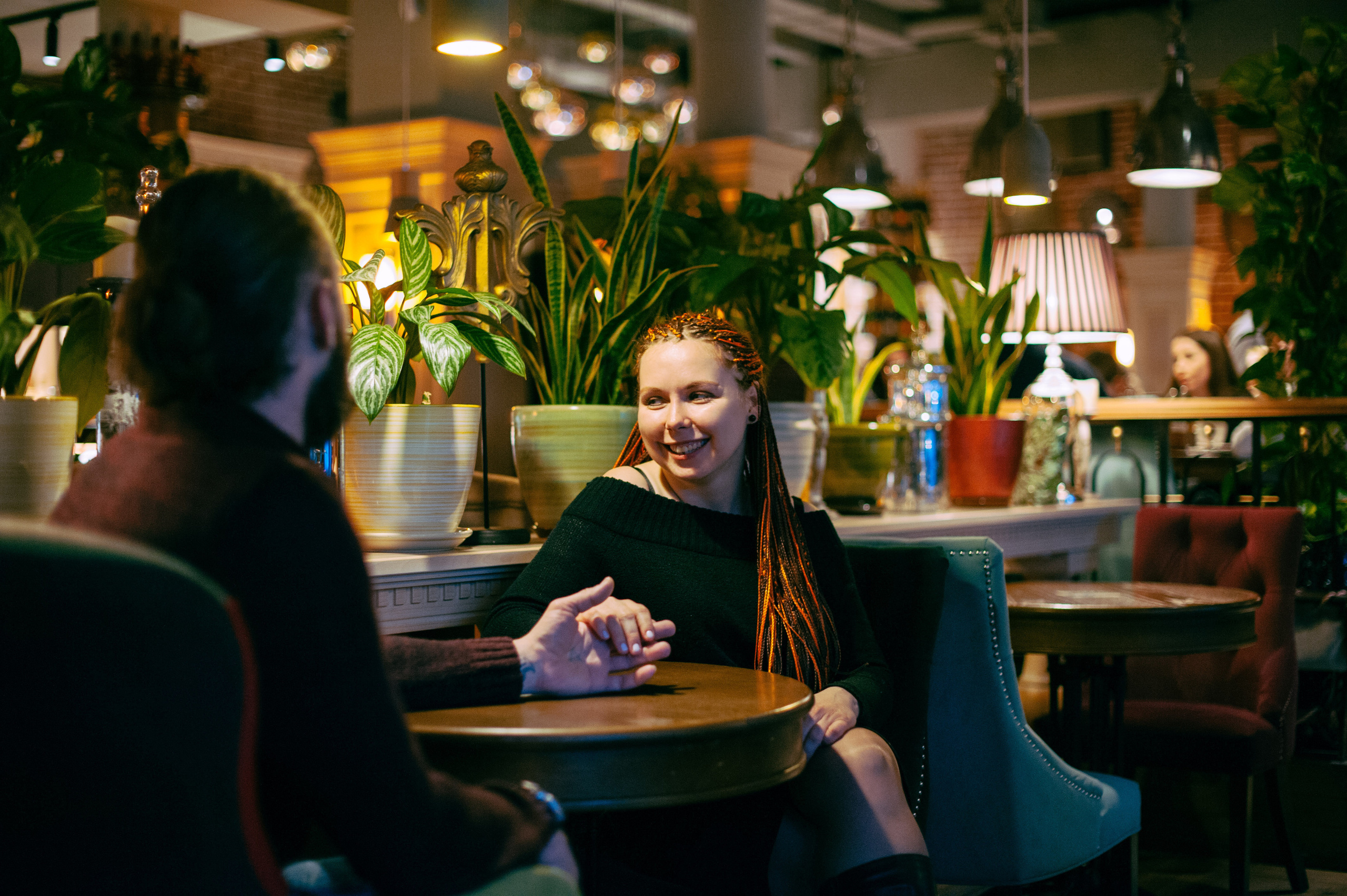 Фотосессия love story в ресторане. Свадебный и семейный фотограф в Ростове-на-Дону Буткова З