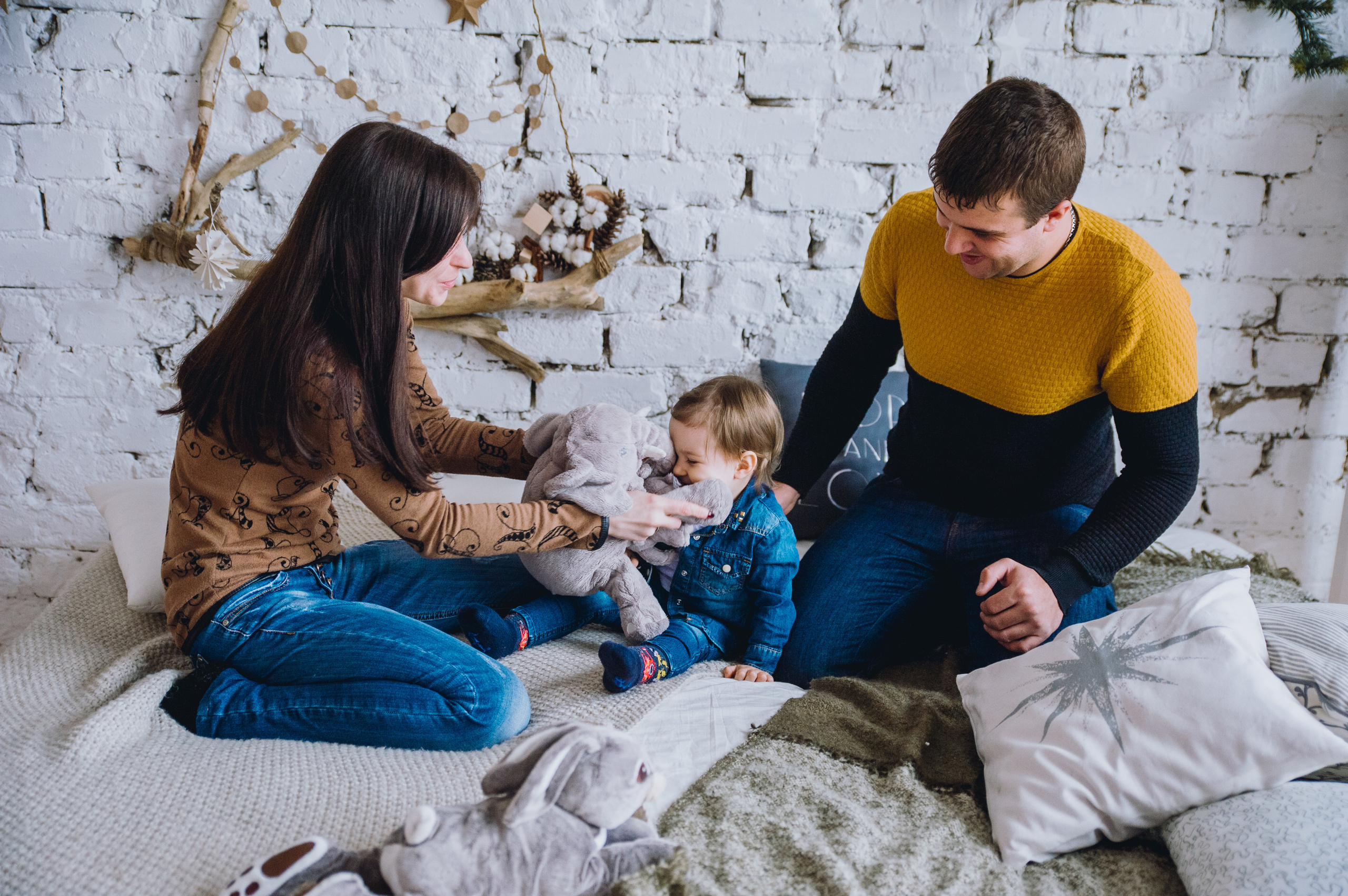 семейная фотосессия в студии фотограф краснодар