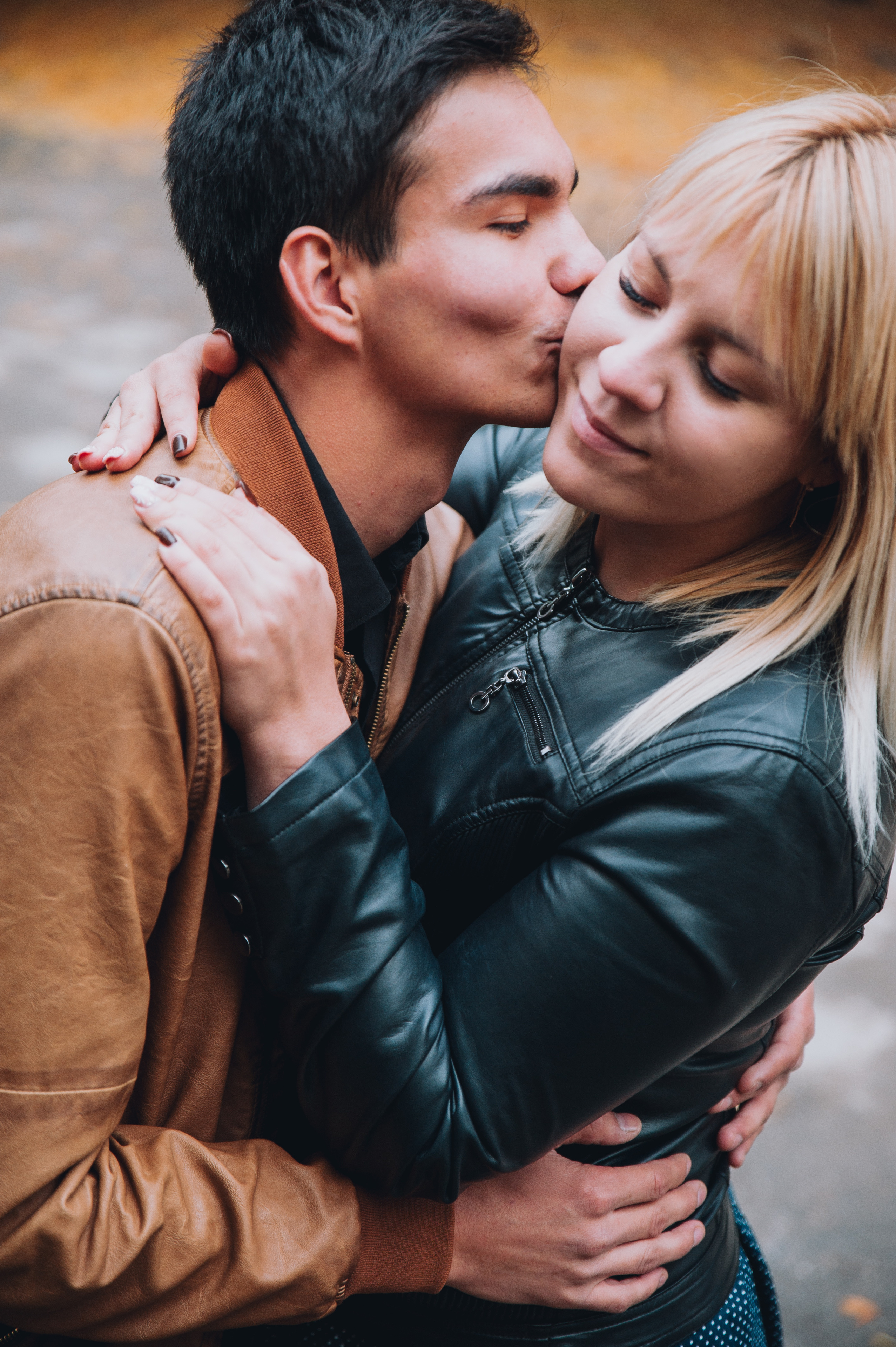 Фотосессия love story мост поцелуев и набережная. Свадебный и семейный фотограф в Ростове-на-Дону Буткова З