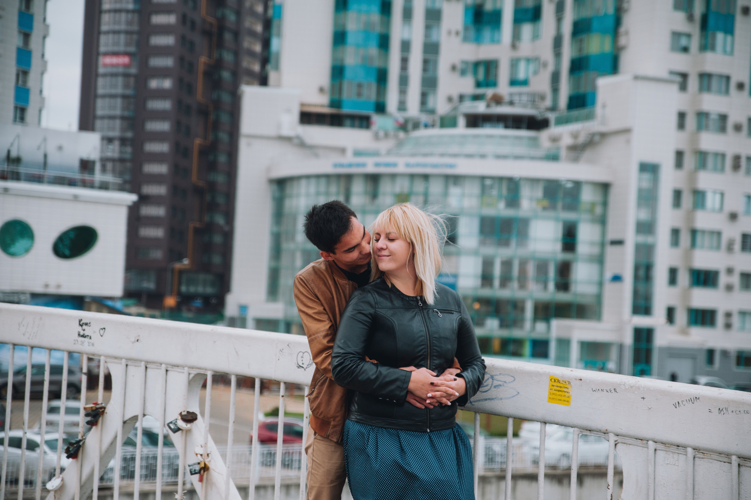 Фотосессия love story мост поцелуев и набережная. Свадебный и семейный фотограф в Ростове-на-Дону Буткова З