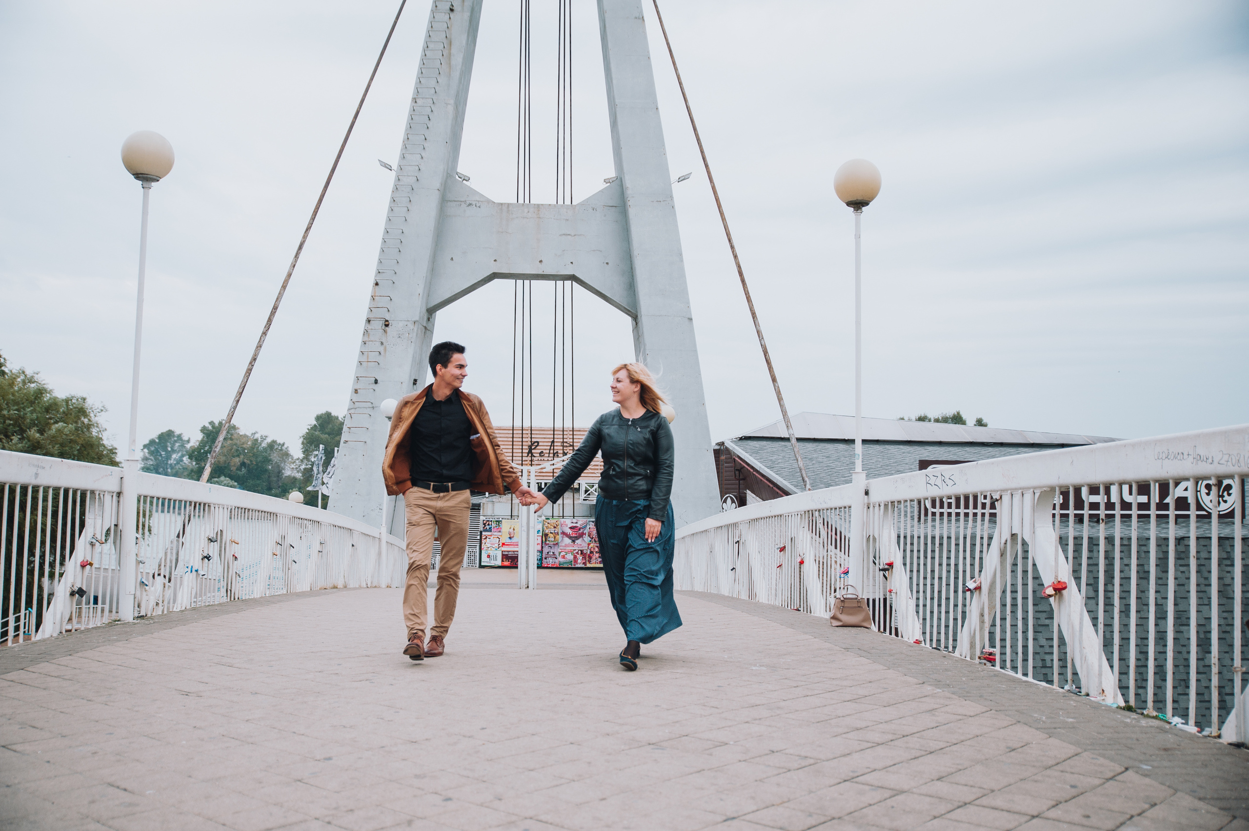 Фотосессия love story мост поцелуев и набережная. Свадебный и семейный фотограф в Ростове-на-Дону Буткова З