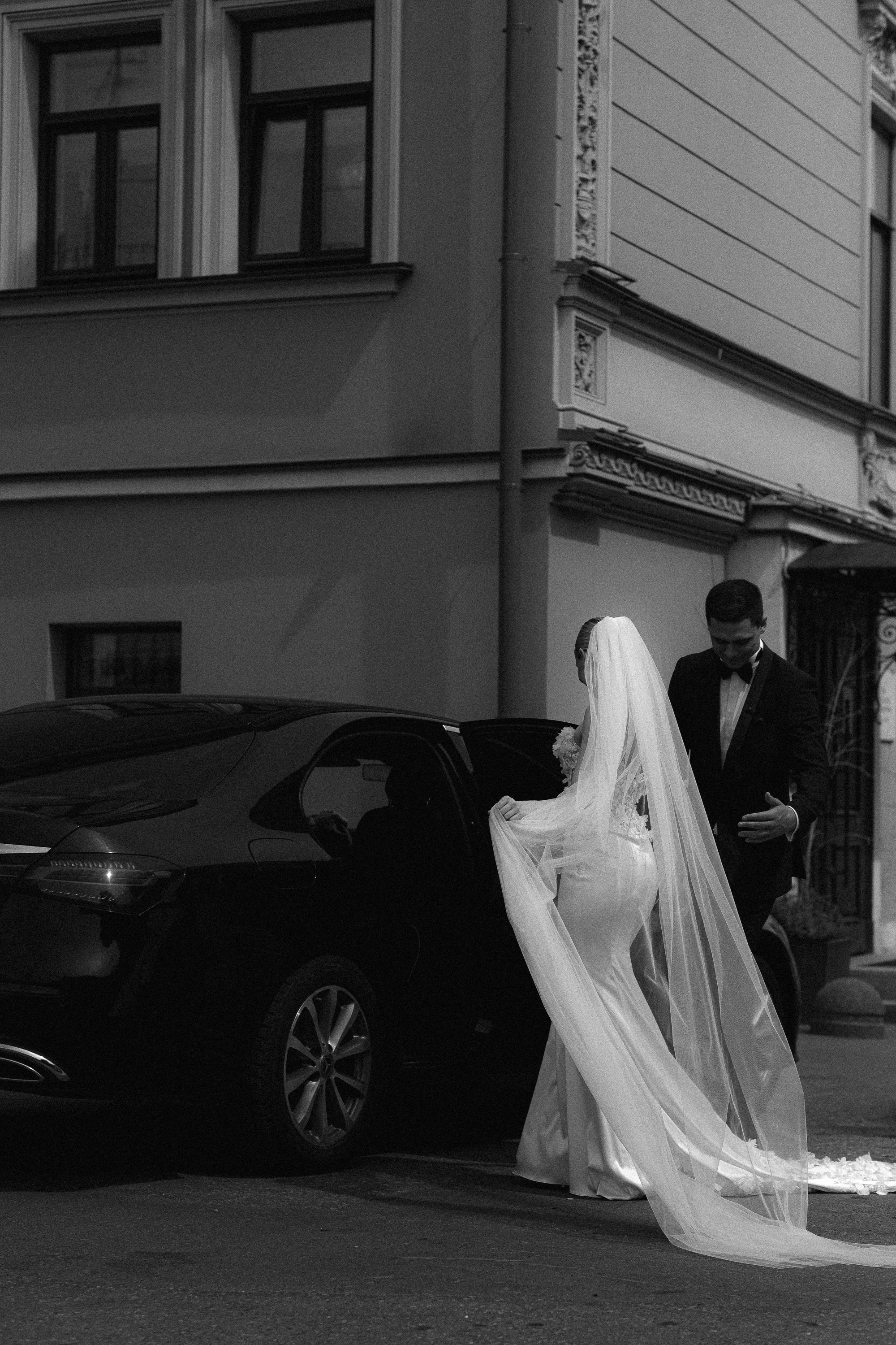 Love is all Around. Сентиментальная свадебная фотография