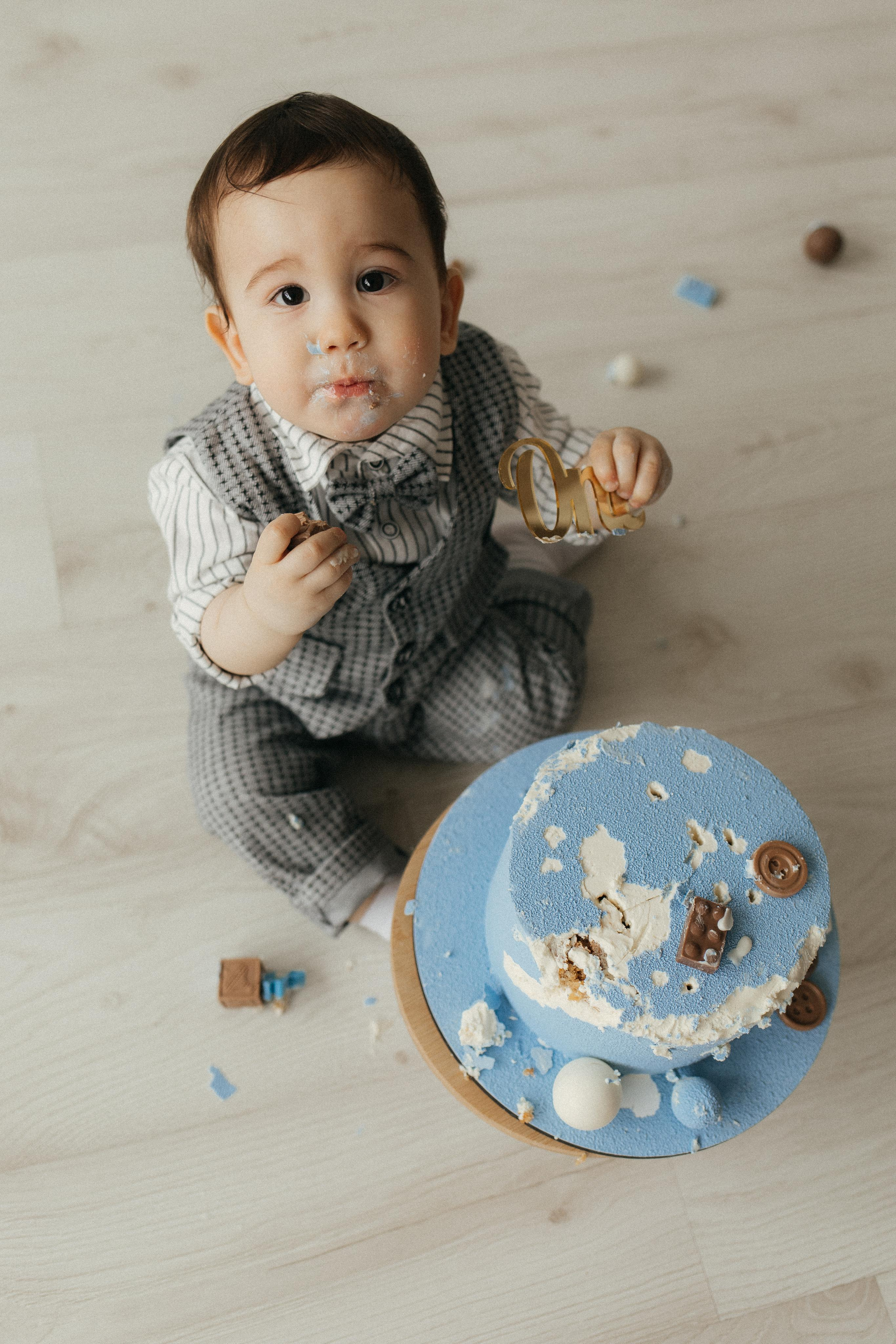 Тёме один годик. Главная