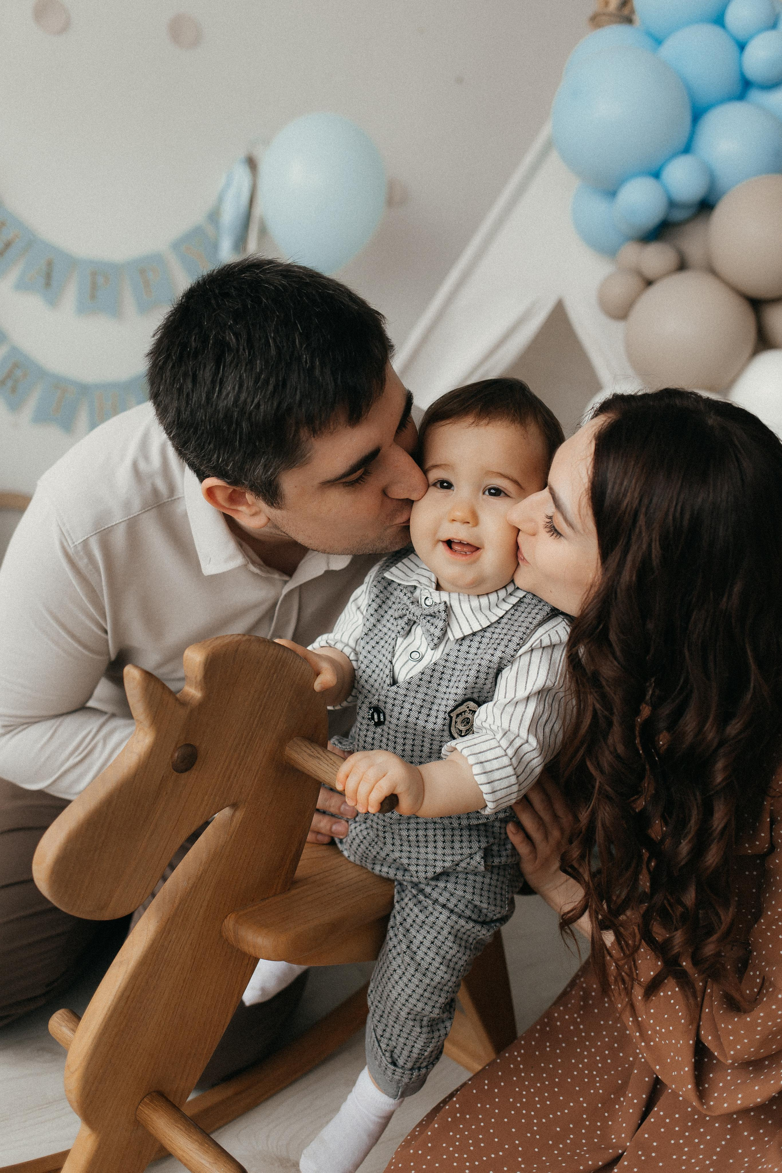 Тёме один годик. Главная