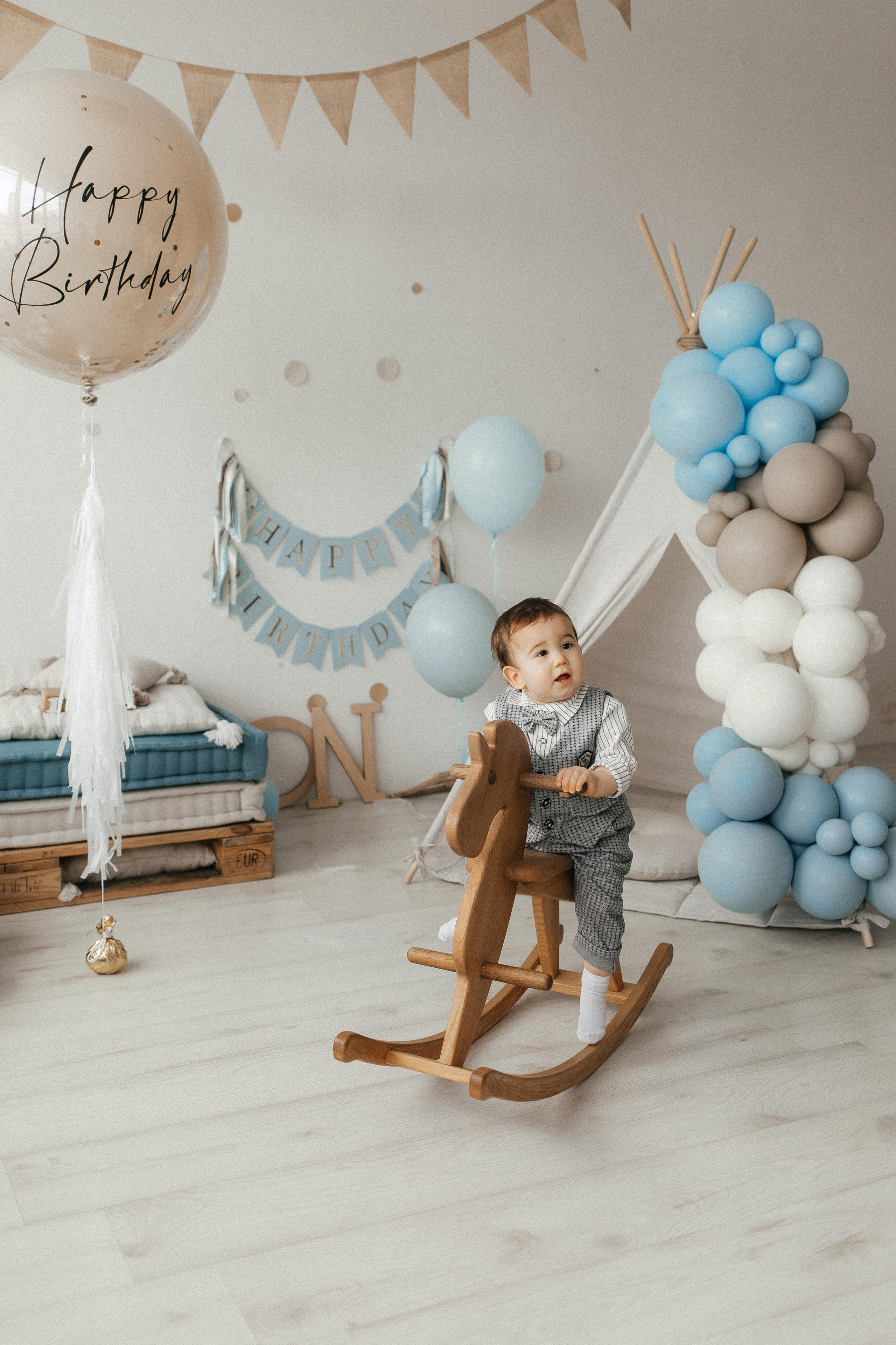 Тёме один годик. Главная