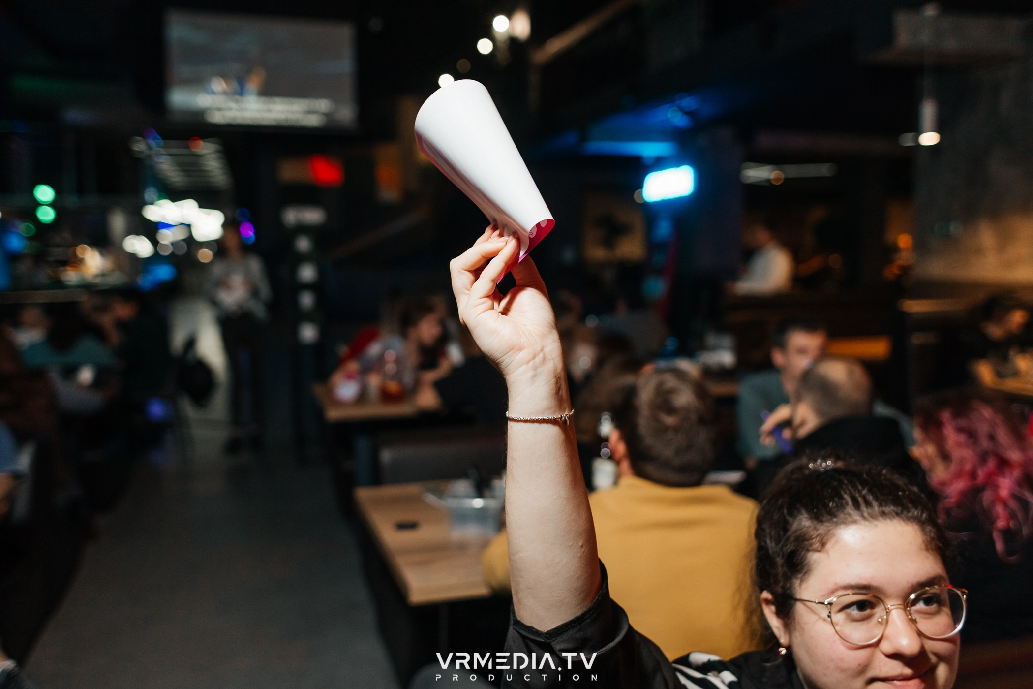 WoW QuiZ в баре «Друзья»