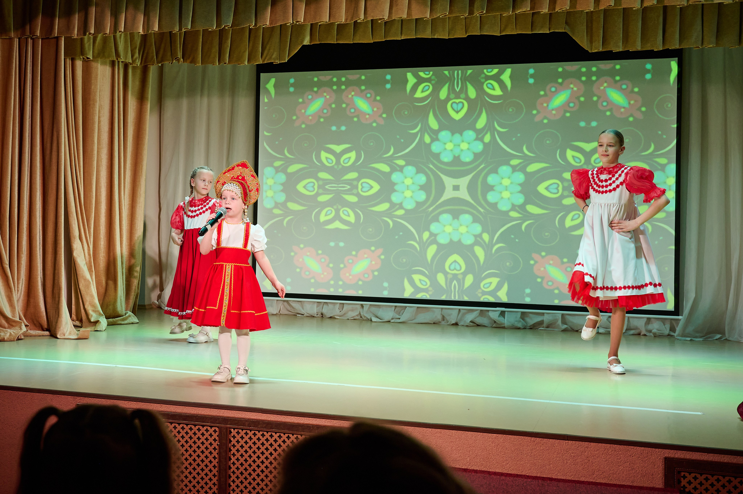 8 марта в Виноградном. Жизнь курорта Кабардинка в фотографиях