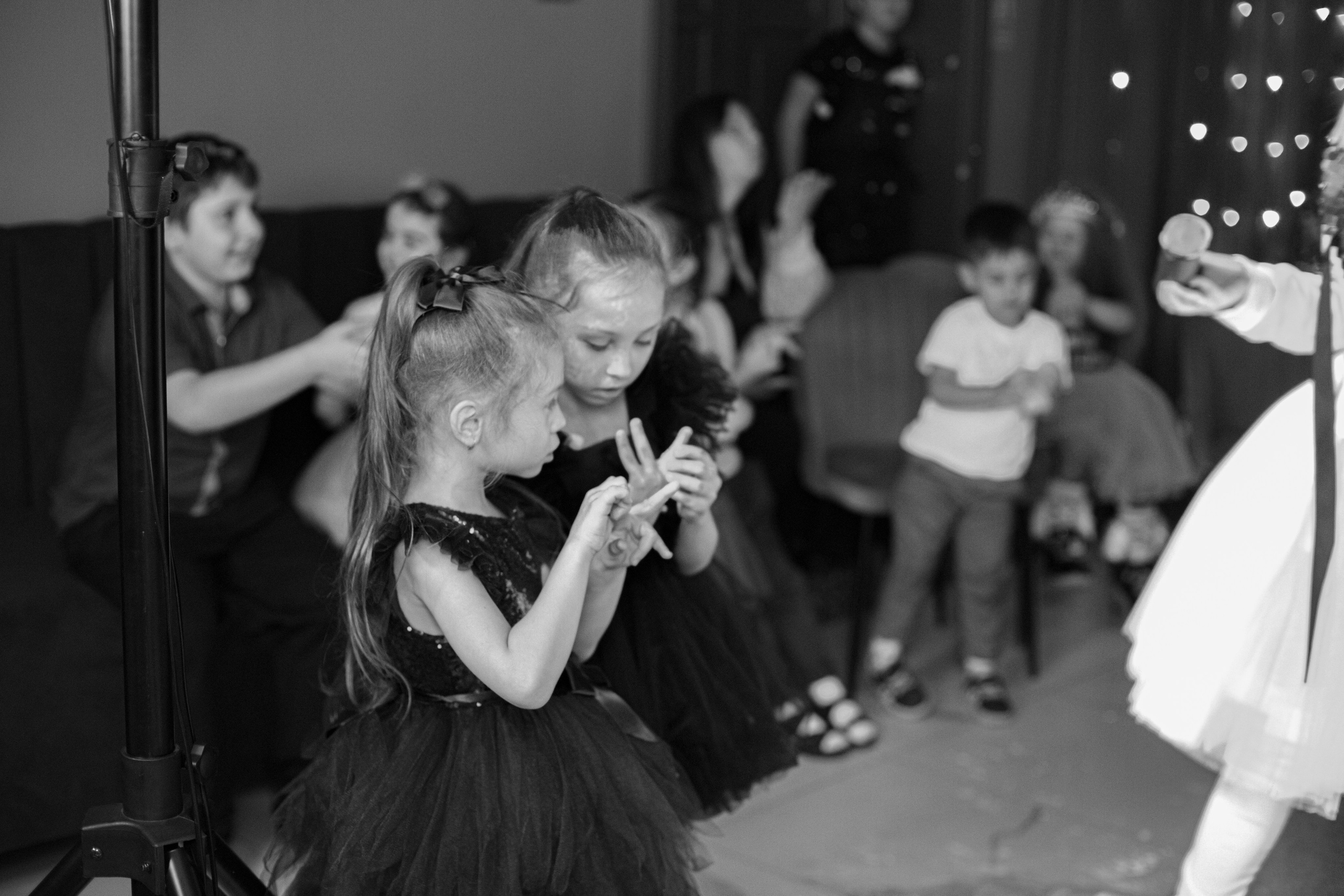 ASIA'S BIRTHDAY PARTY. Photokarish