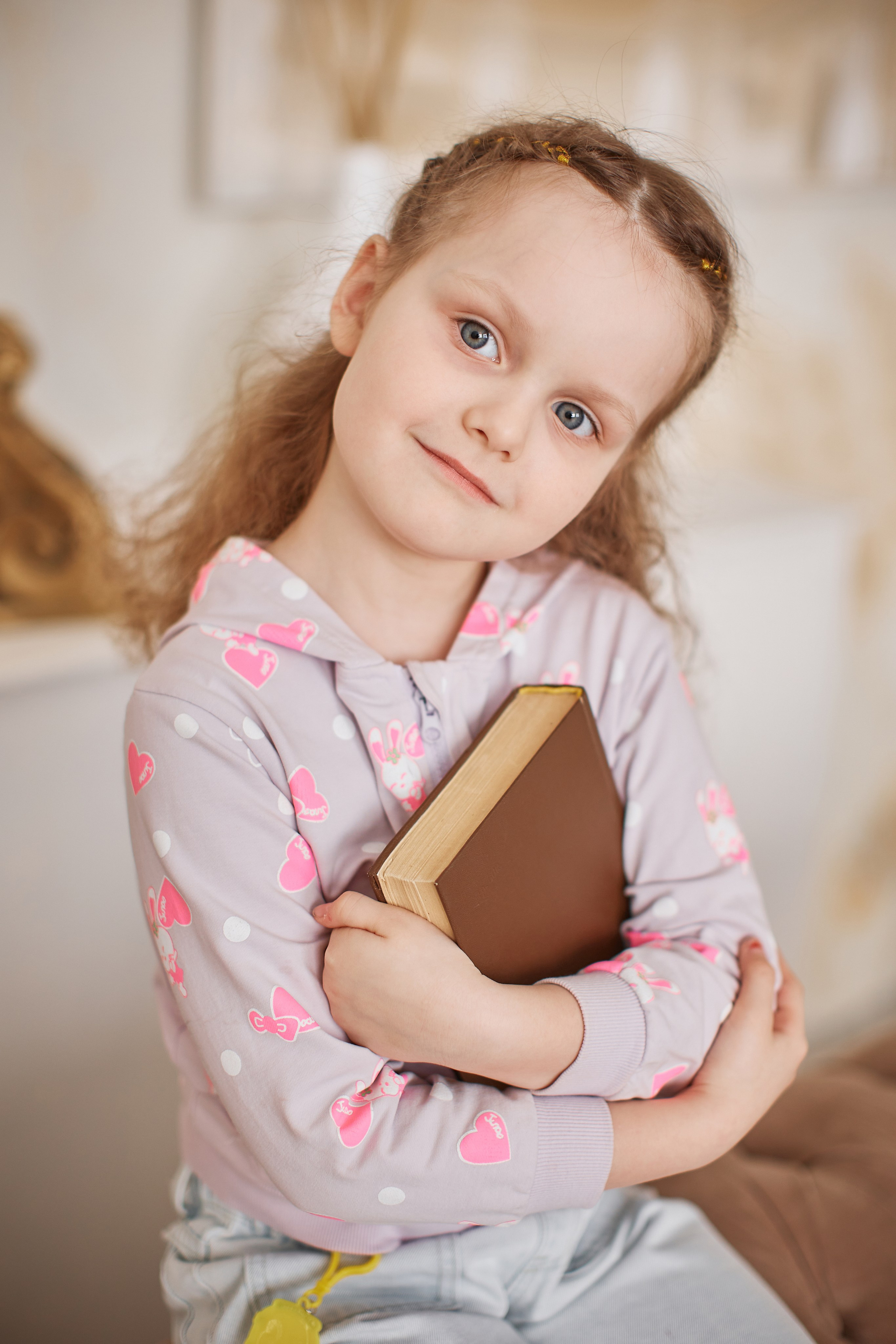 Портреты. Выпускные альбомы в городе Курган для всех