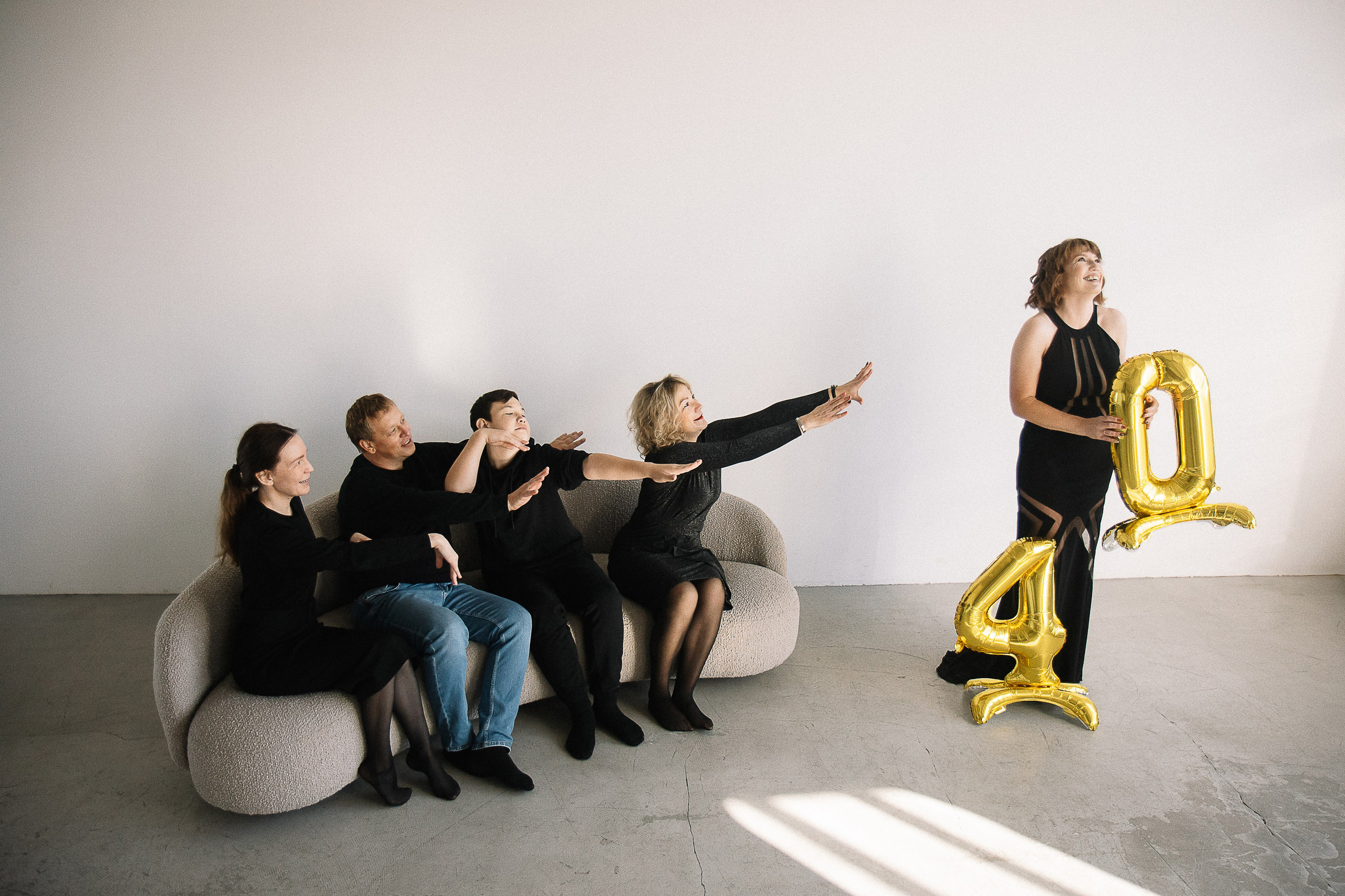 Фотосессия дня рождения в фотостудии города Томска. Семейный фотограф в Томске Максимова Екатерина