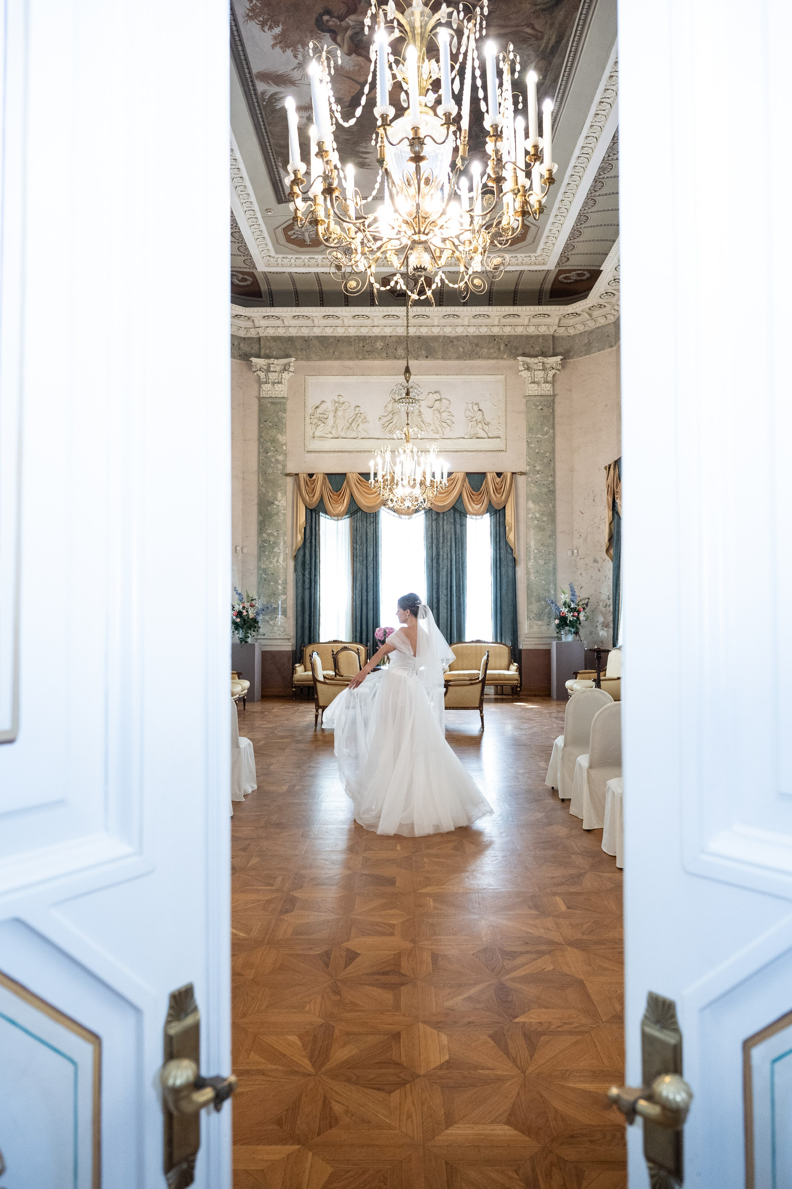 Свадебная фотосессия. Фотограф Арина Агапова. Подольск, Москва https://arinafoto.wfolio.pro/