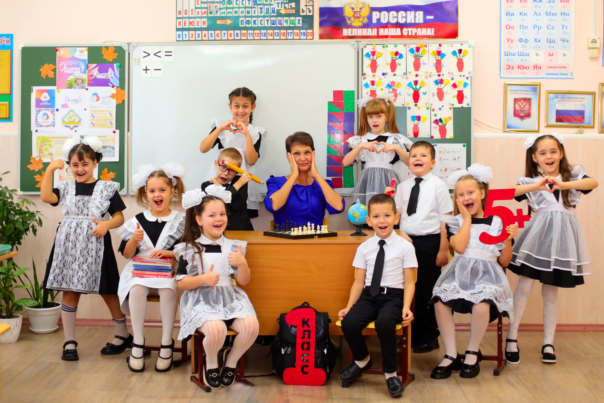 Общее фото. Выпускные альбомы в Таганроге и Ростовской Области