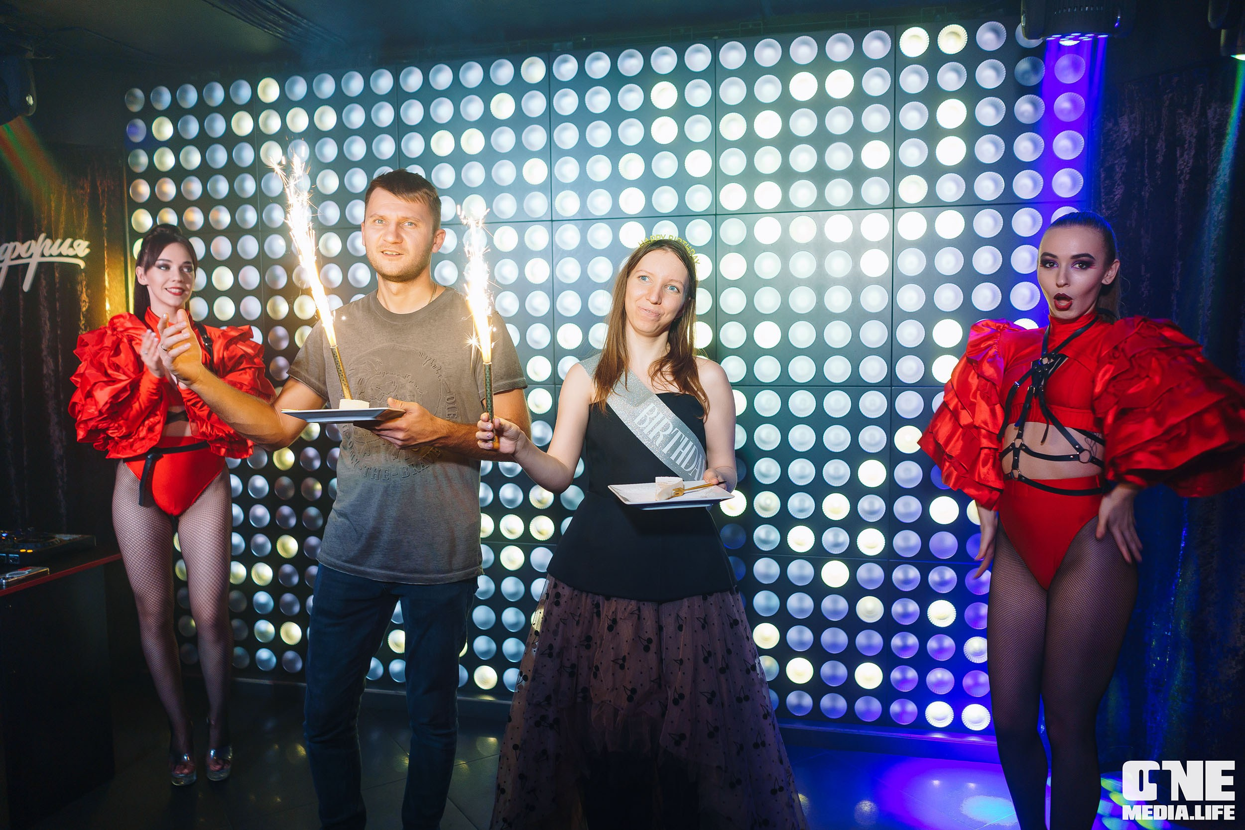 Фоторепортаж из караоке-клуба Эйфория. One Media Life: фоторепортажи, фотоотчеты с мероприятий и заведений