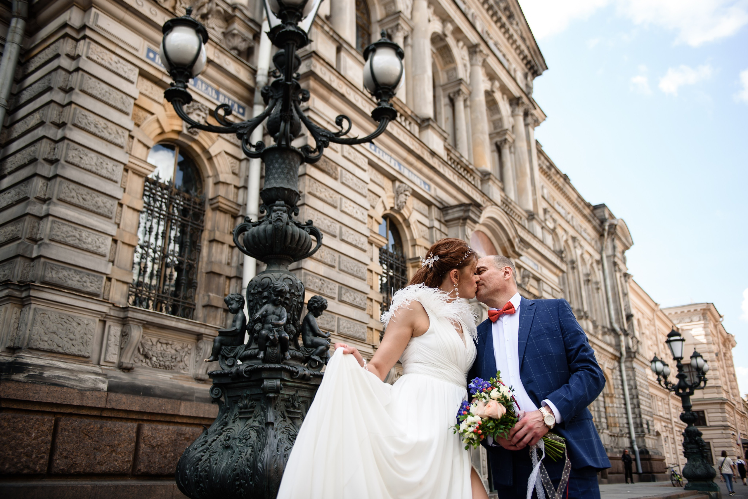 Свадебный день в Петербурге. Анастасия Петрович фотограф, фотокорреспондент в Москве и Санкт-Петербурге. Фотосъёмка репортажа, мероприятия, корпоративная съёмка, контент