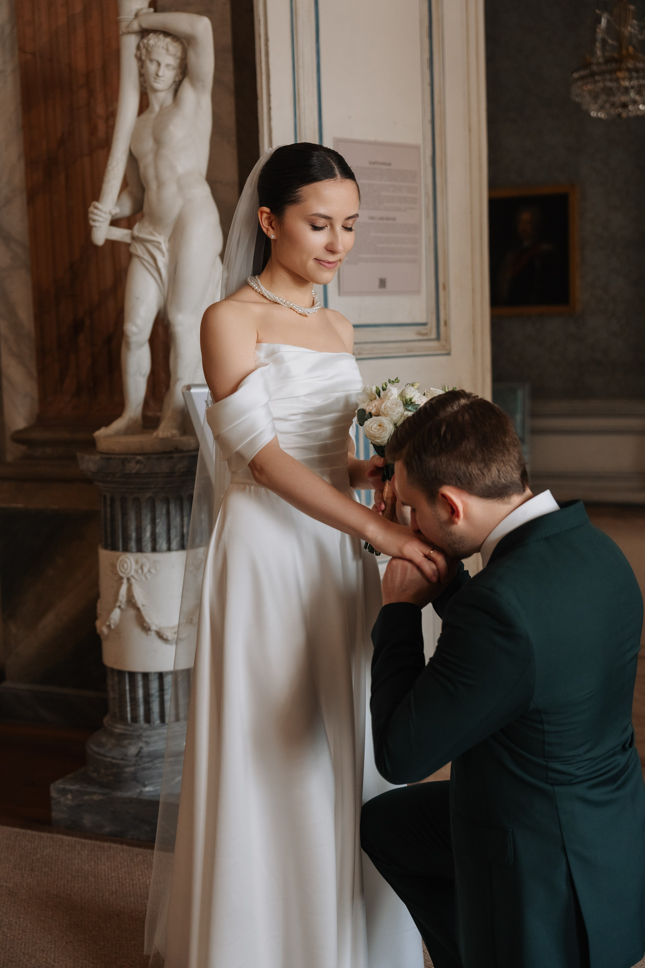 Влад и Илина в Кусково. Свадебный фотограф в Москве Анна Полушина