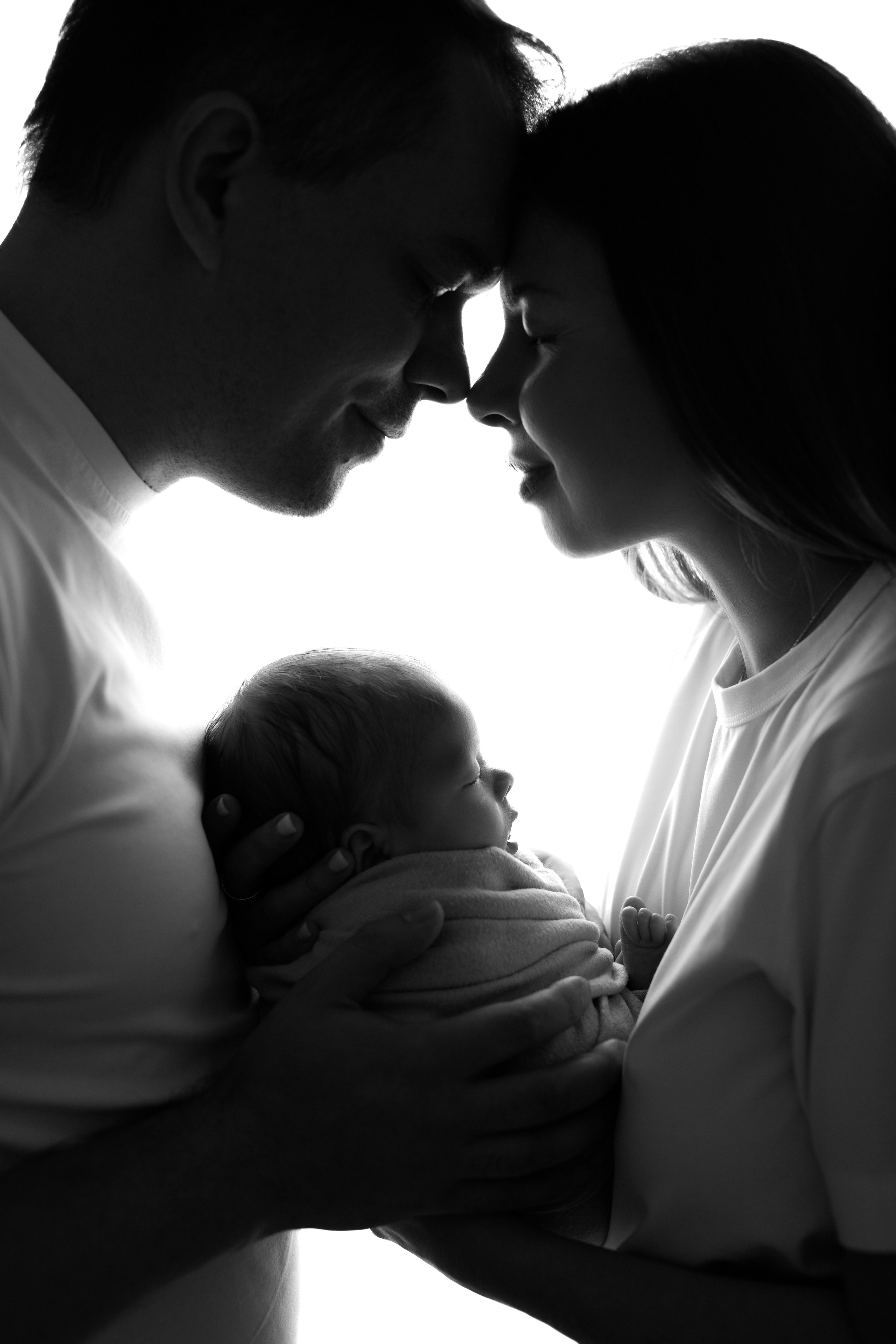 Семейные кадры newborn. Фотограф новорожденных в Ярославле Ольга Зимина