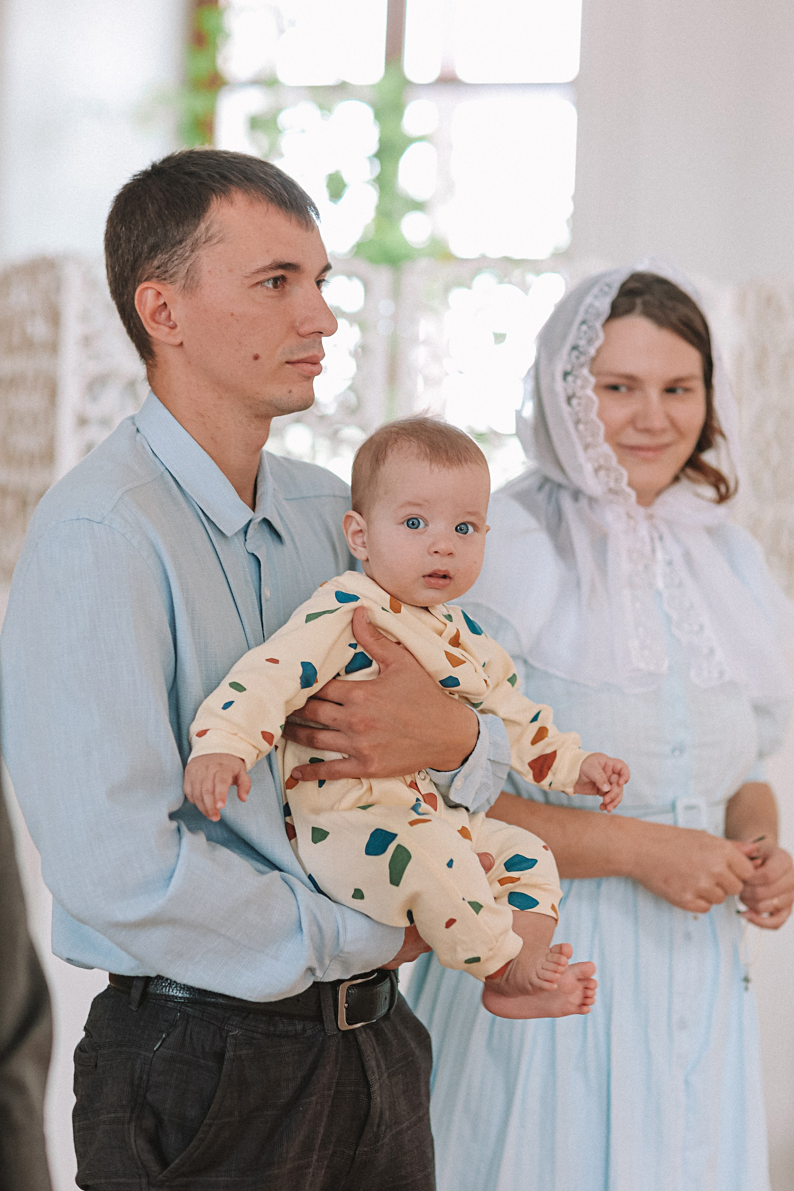Крещение церковь около моста влюбленных. Семейный фотограф Тюмень, фотограф на роды Салмина Мария