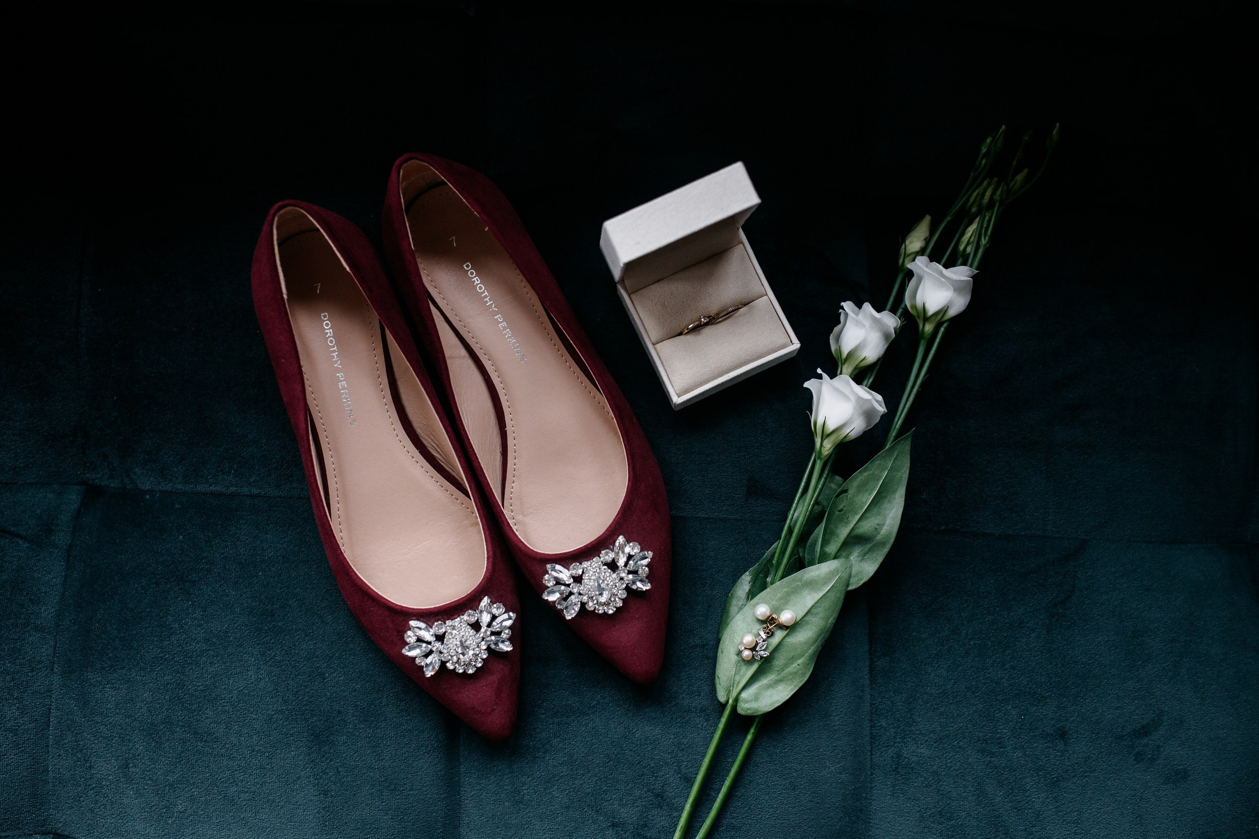 Hartsfield Manor Wedding. Moments Catchers — Wedding Photography & Video Duo in London