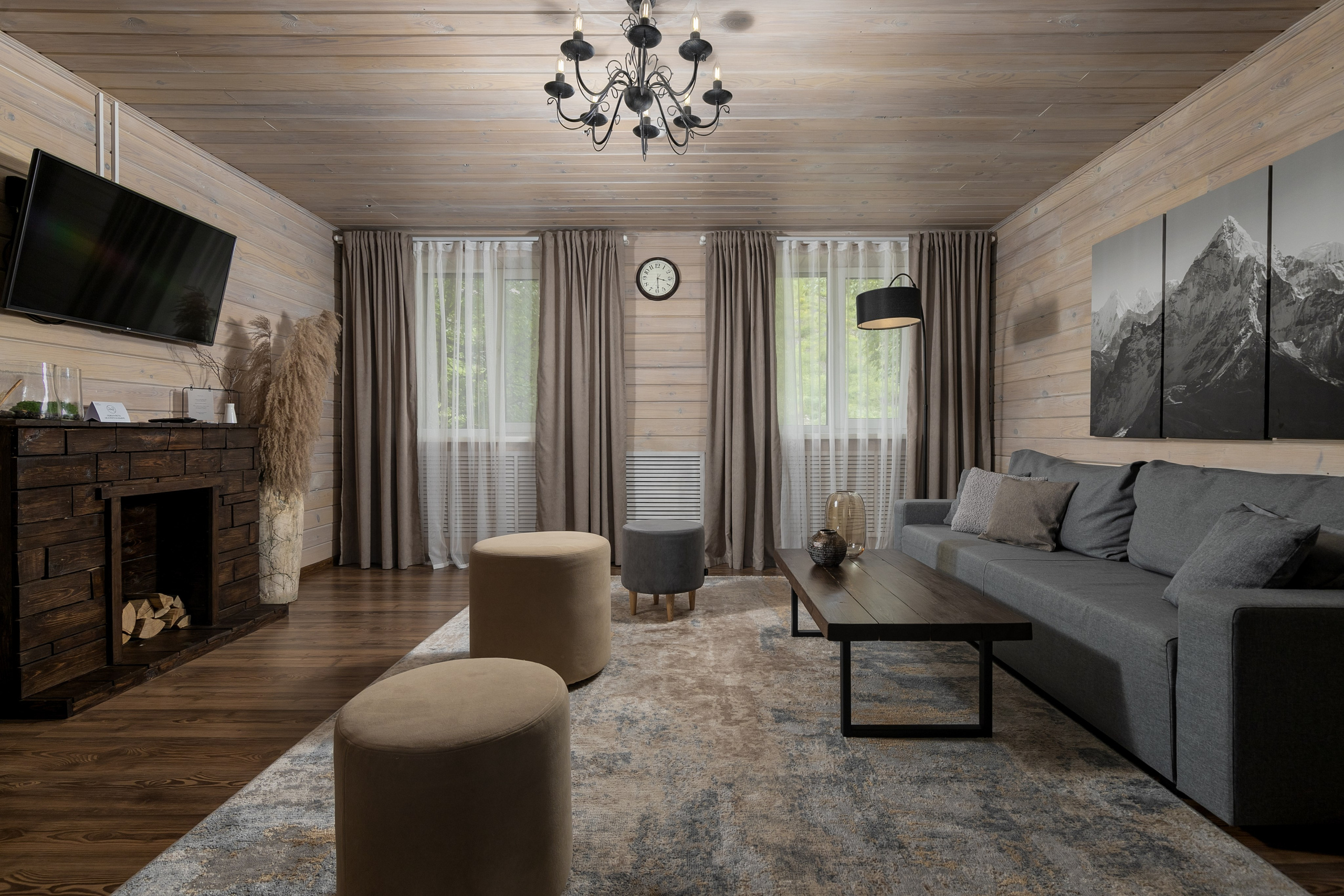 Фотосъёмка интерьеров и территории ALTAY CHALET. Коммерческий фотограф Яков Рослин