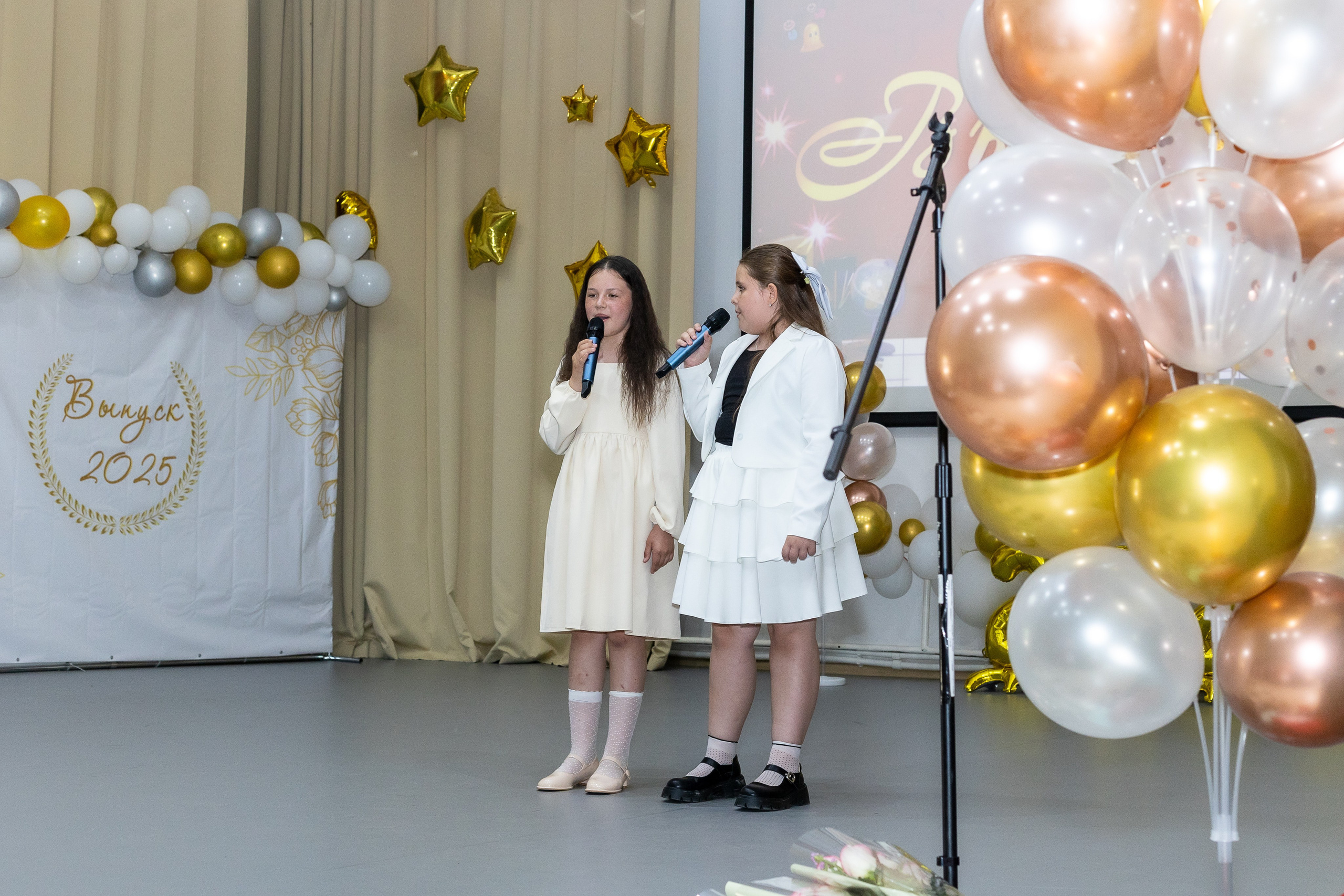 Вручение аттестата 2025. Выпускные альбомы Майкоп, Краснодар Елена Золотарева