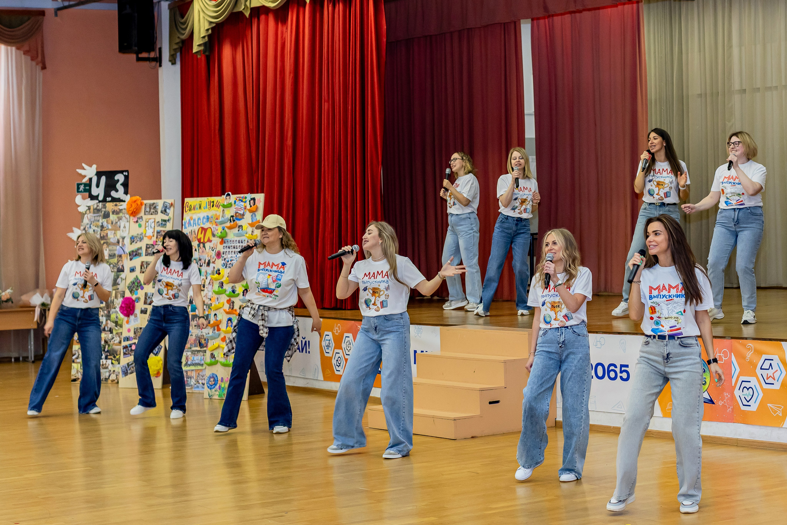 Выпускной праздник в начальной школе. Фотограф и видеограф Москва. Свадебный фотограф, видеограф. Выпускные альбомы. Оживающие альбомы
